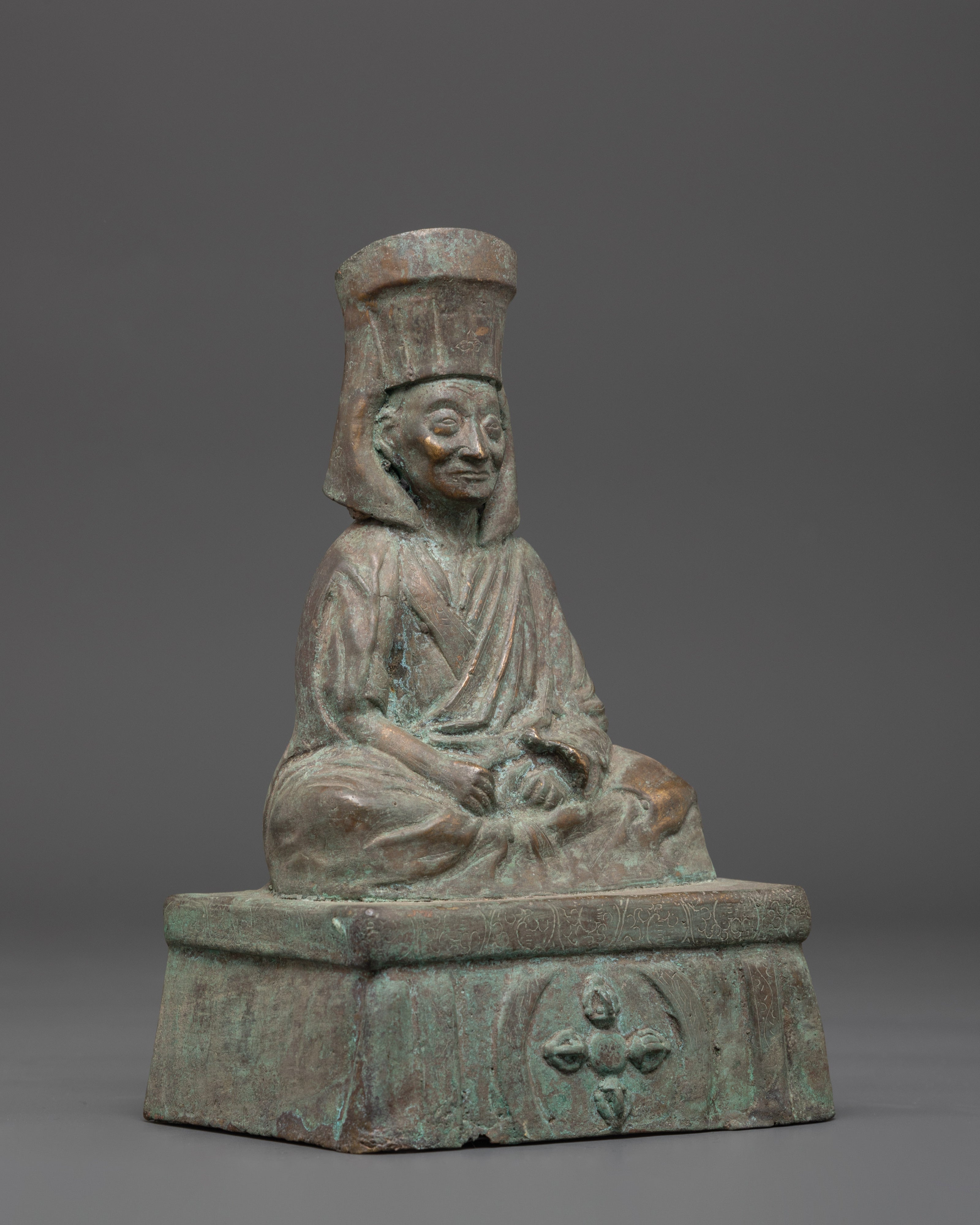 Gampopa Tibetain Statue | The Physician Yogi of Tibetan Buddhism