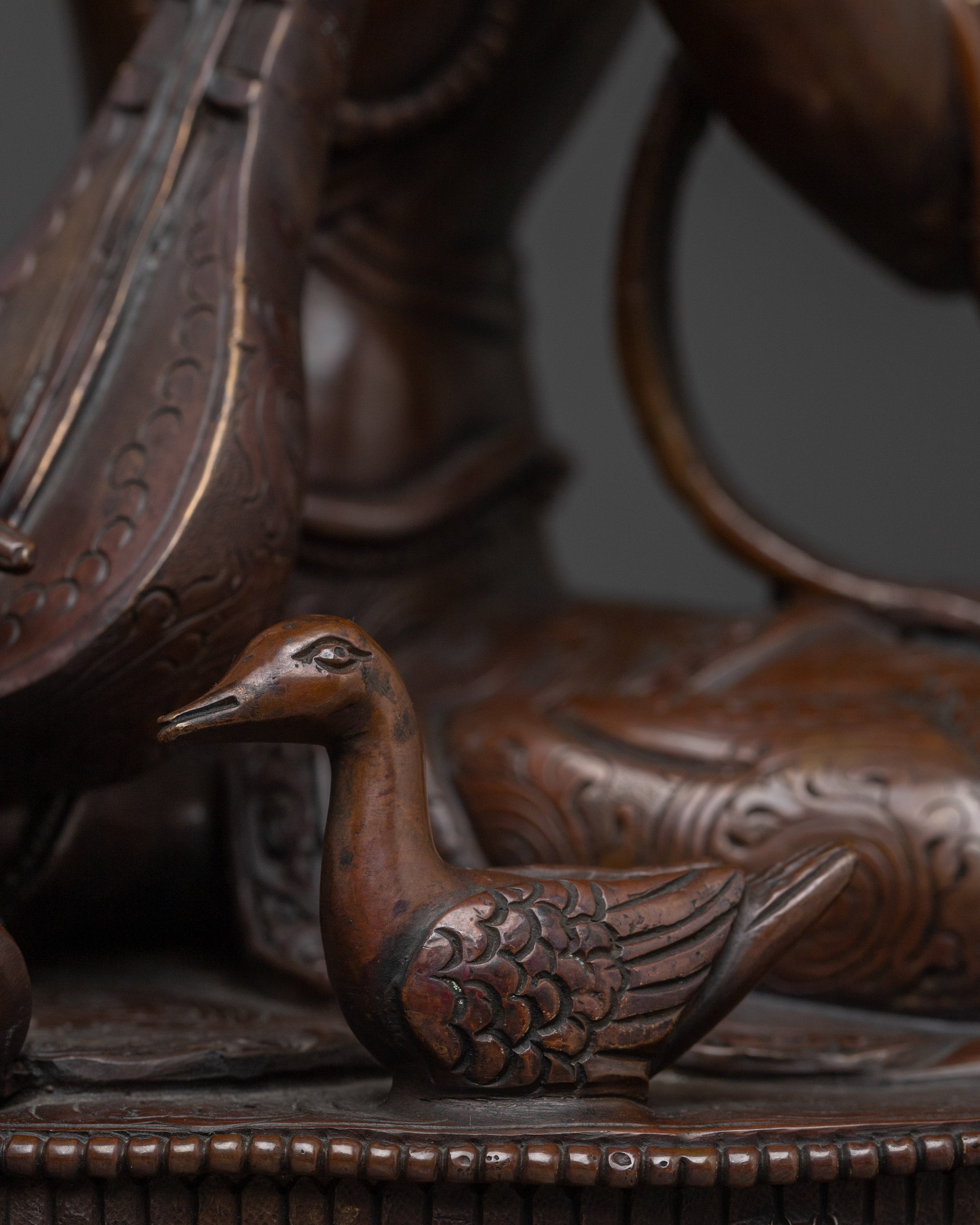 Serene Saraswati Statue | Hindu Goddess of Wisdom