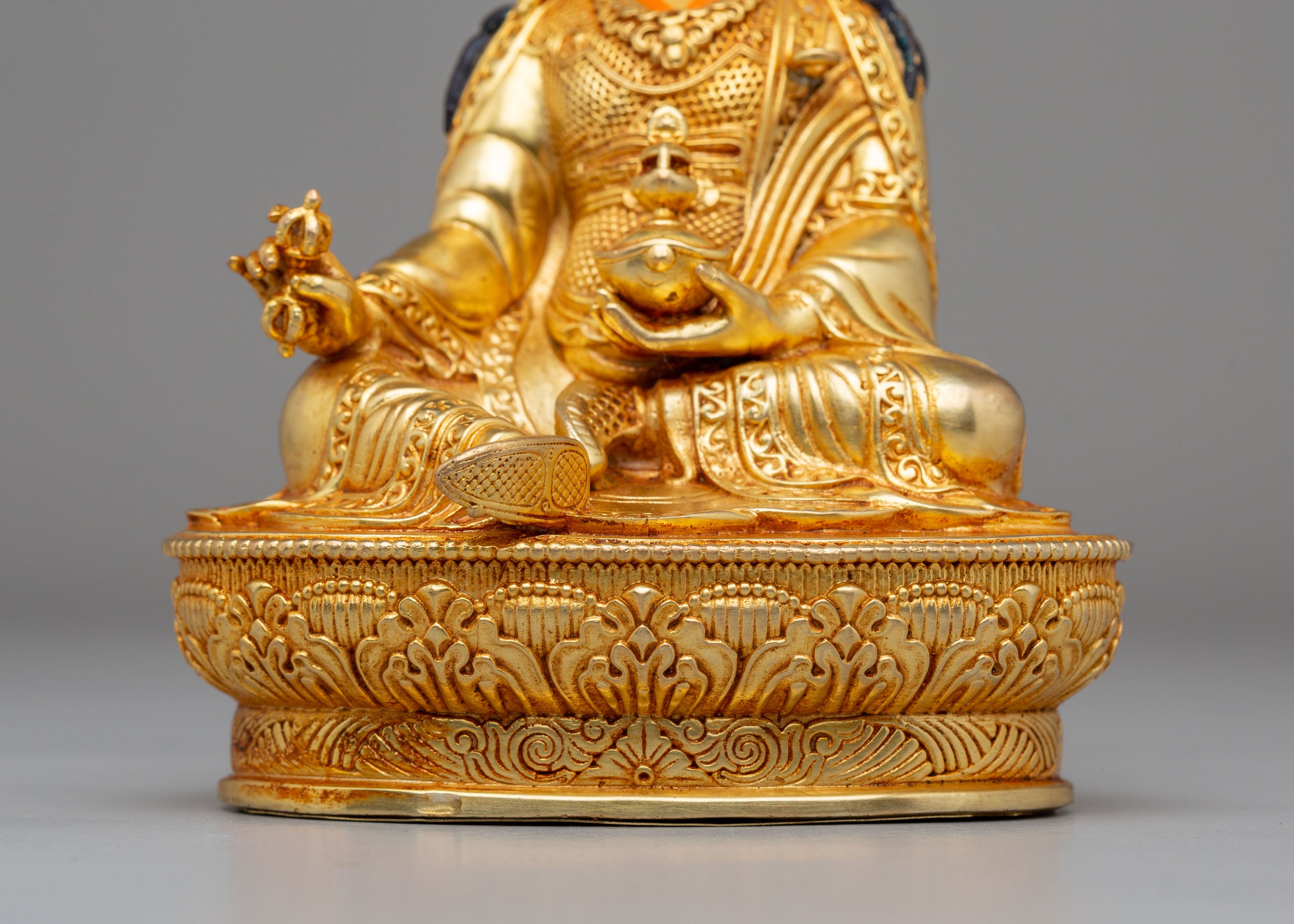 Handmade Guru Rinpoche Buddhist Statue | Tibetan Masterpiece for Spiritual Decor