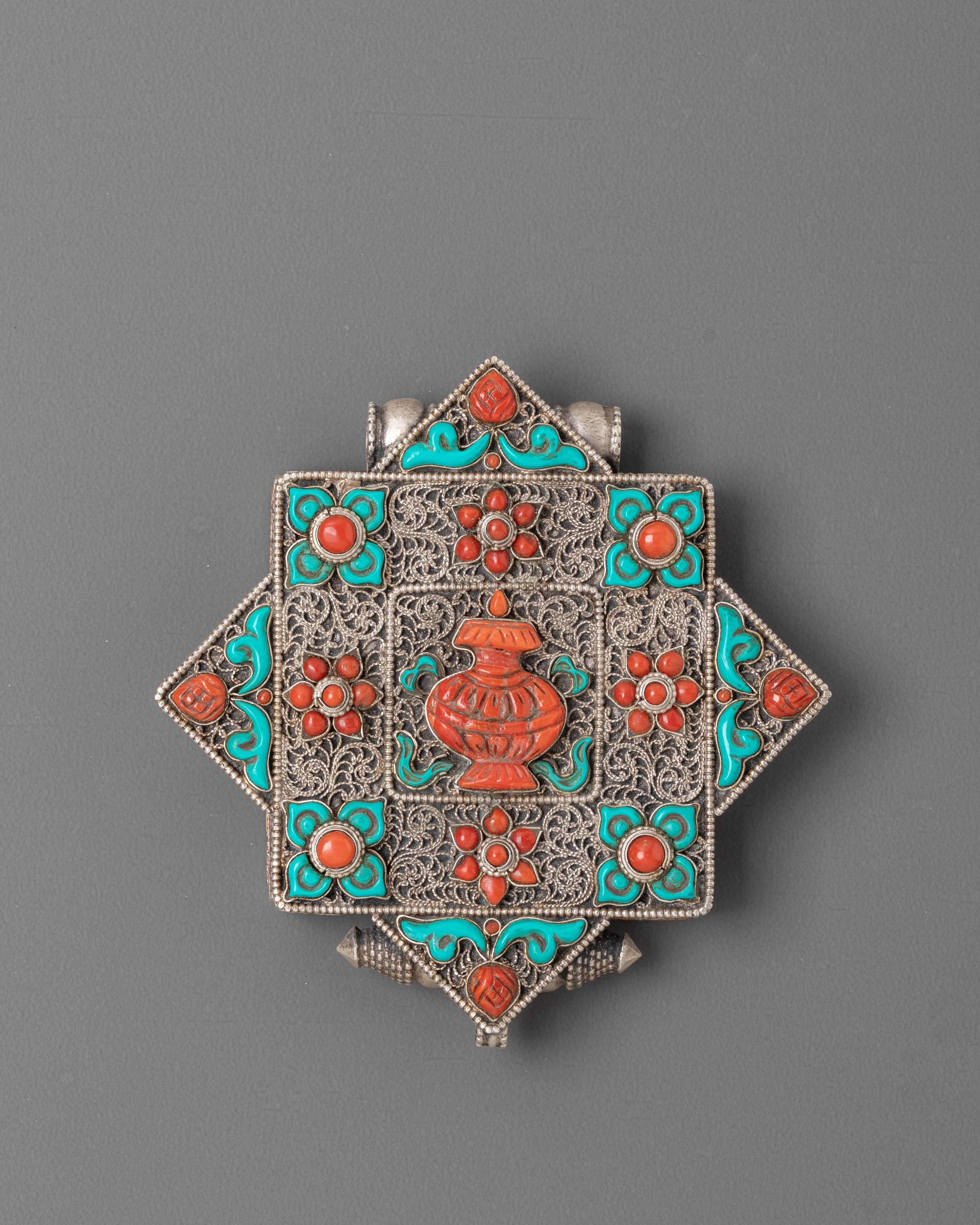 Kalash Ghau Box Locket | Symbol of Auspiciousness