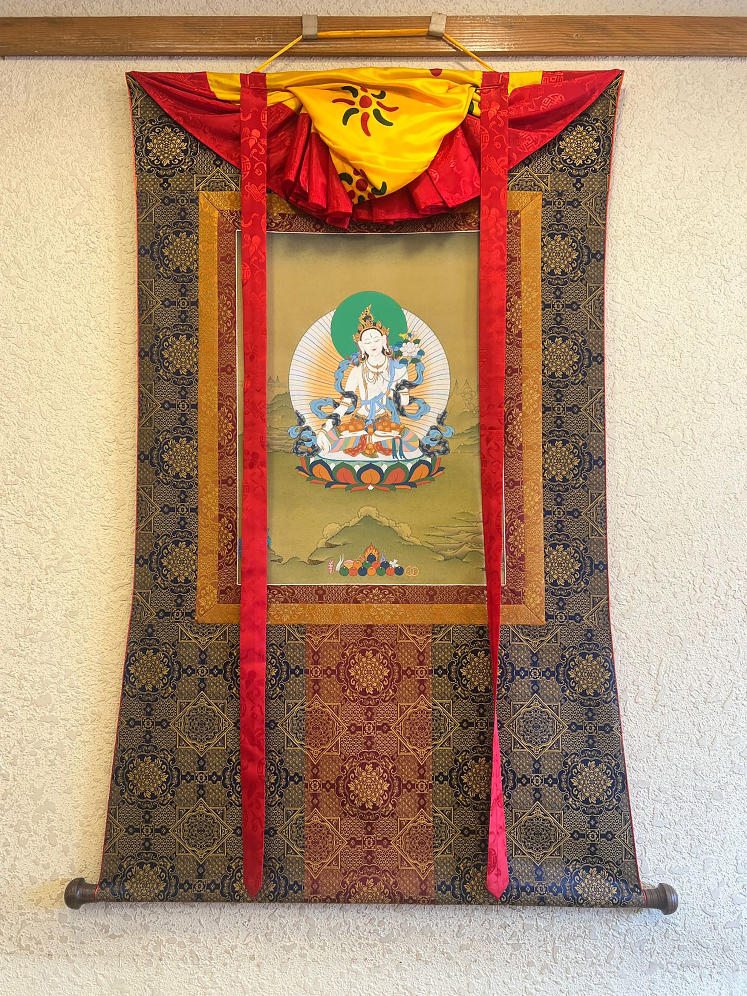 Seven-Eyes White Tara Thangka | Hand-Painted Tibetan Artwork | Include Brocade