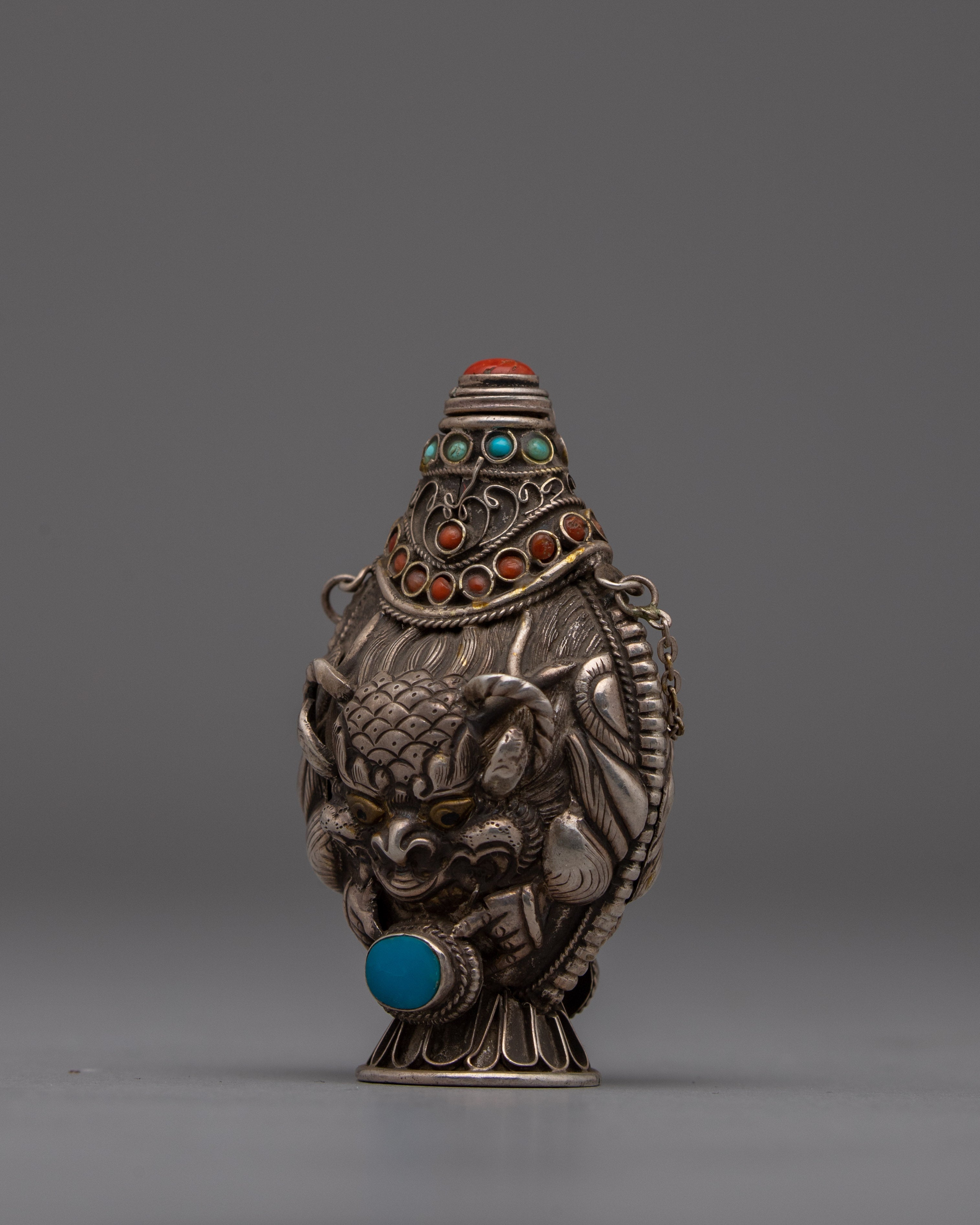 Traditional Tibetan Snuff Bottle | Silver Craftsmanship for Spiritual Essence