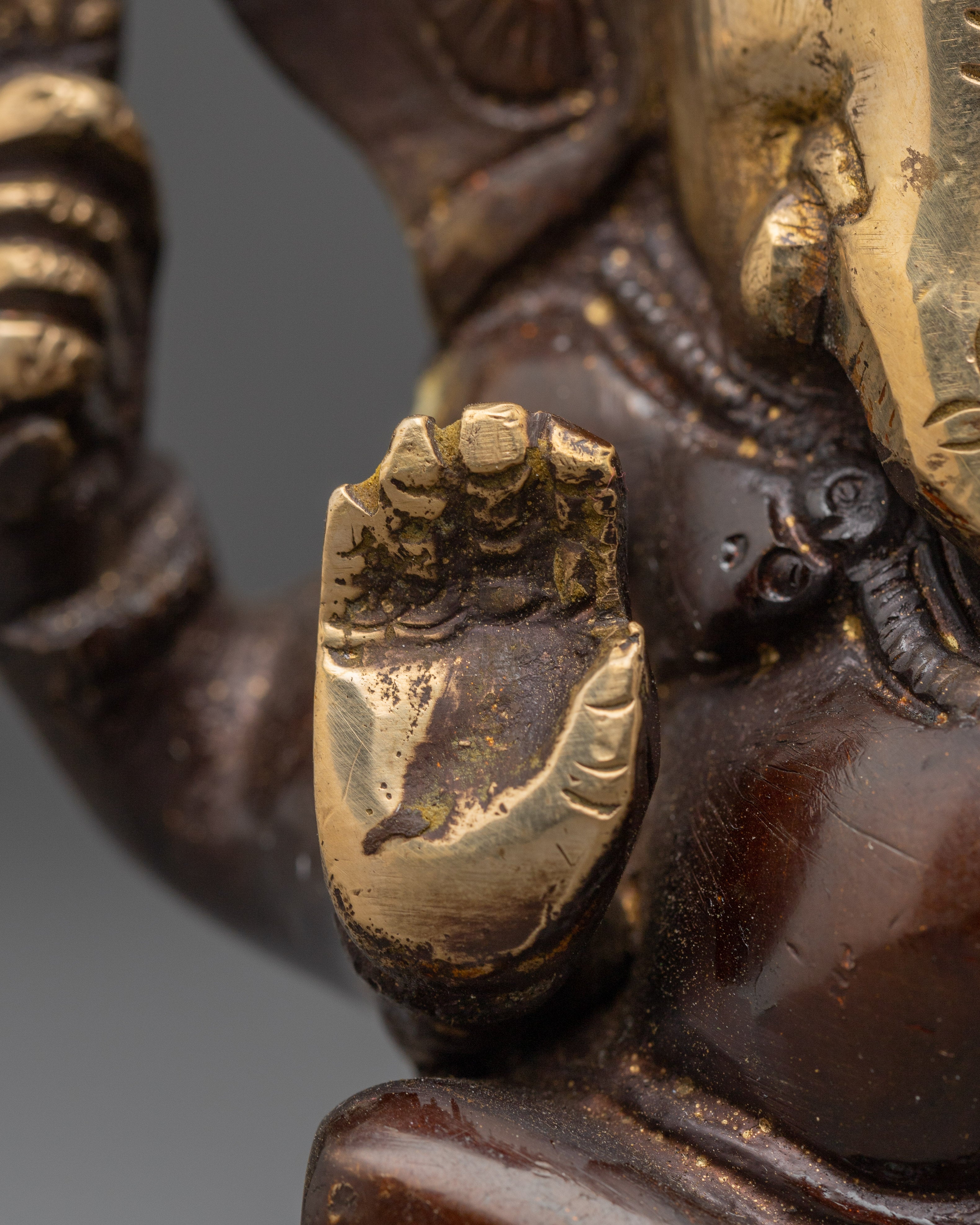 Lord Ganesha Hindu Deity Idol | Spiritual Home Decor