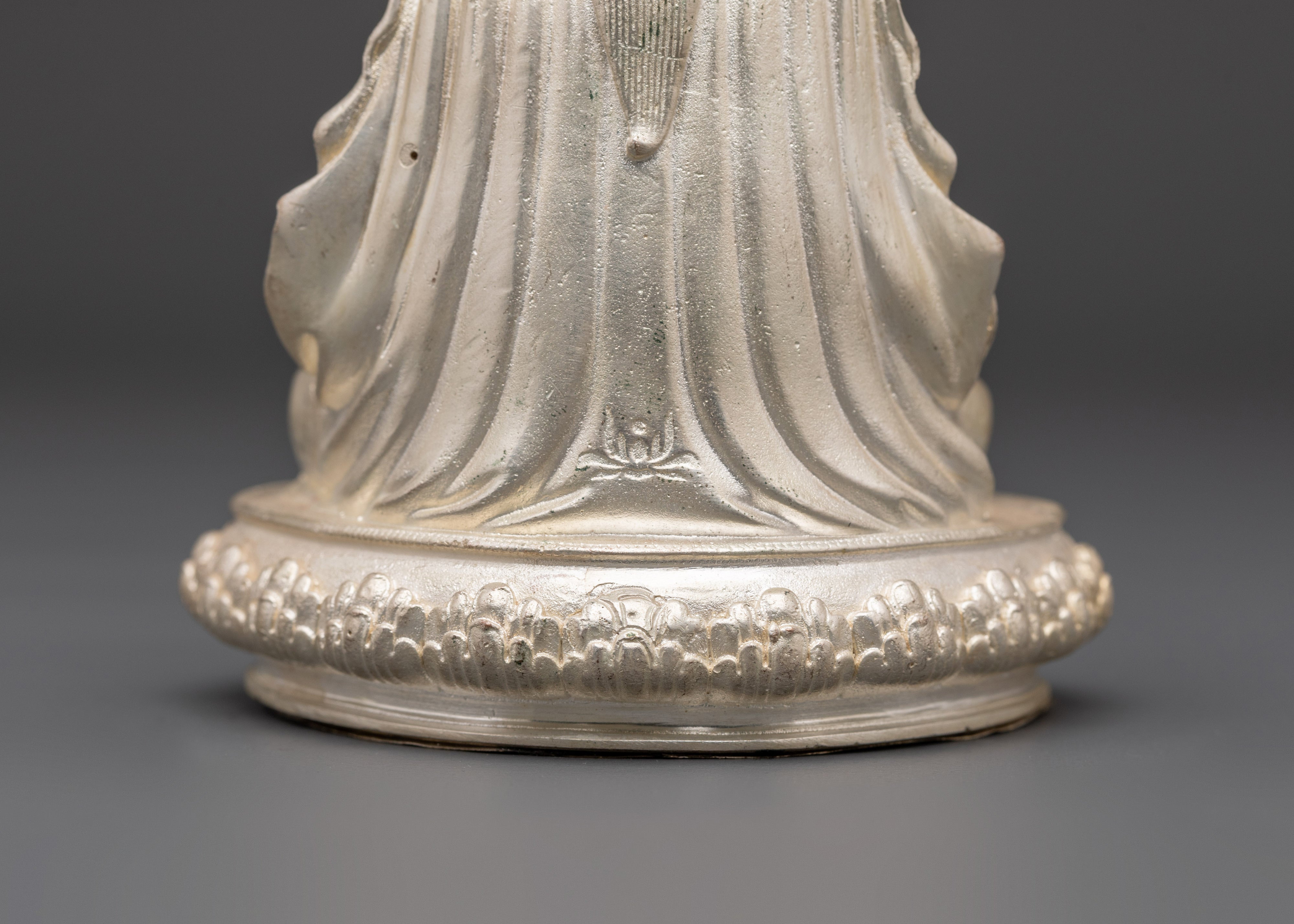 Handmade Guru Tsokye Dorje Statue | Peaceful Form of Guru Rinpoche