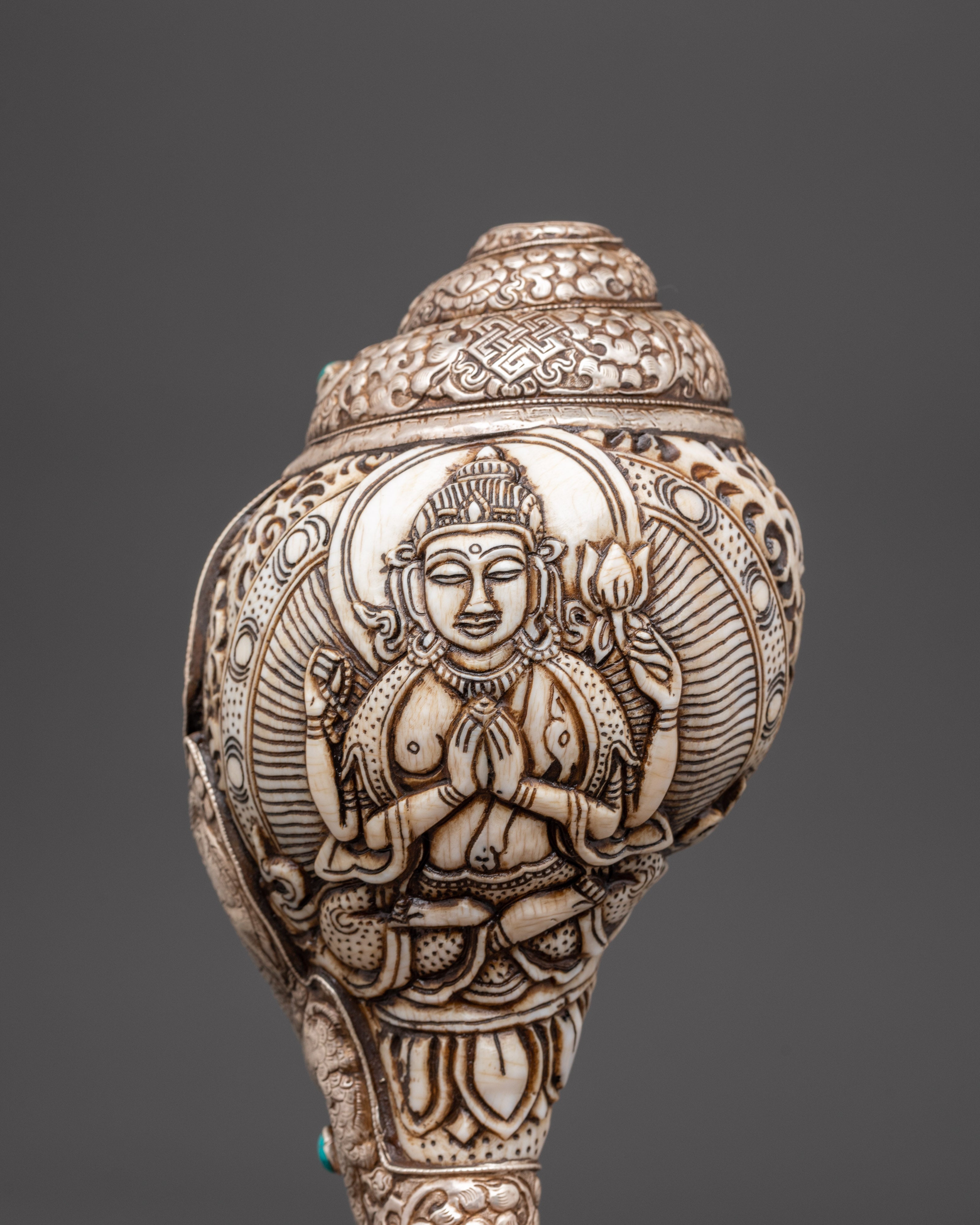 Tibetan Ritual Conch, Sankha for Buddhist Altar | Chenrezig Carved Conch