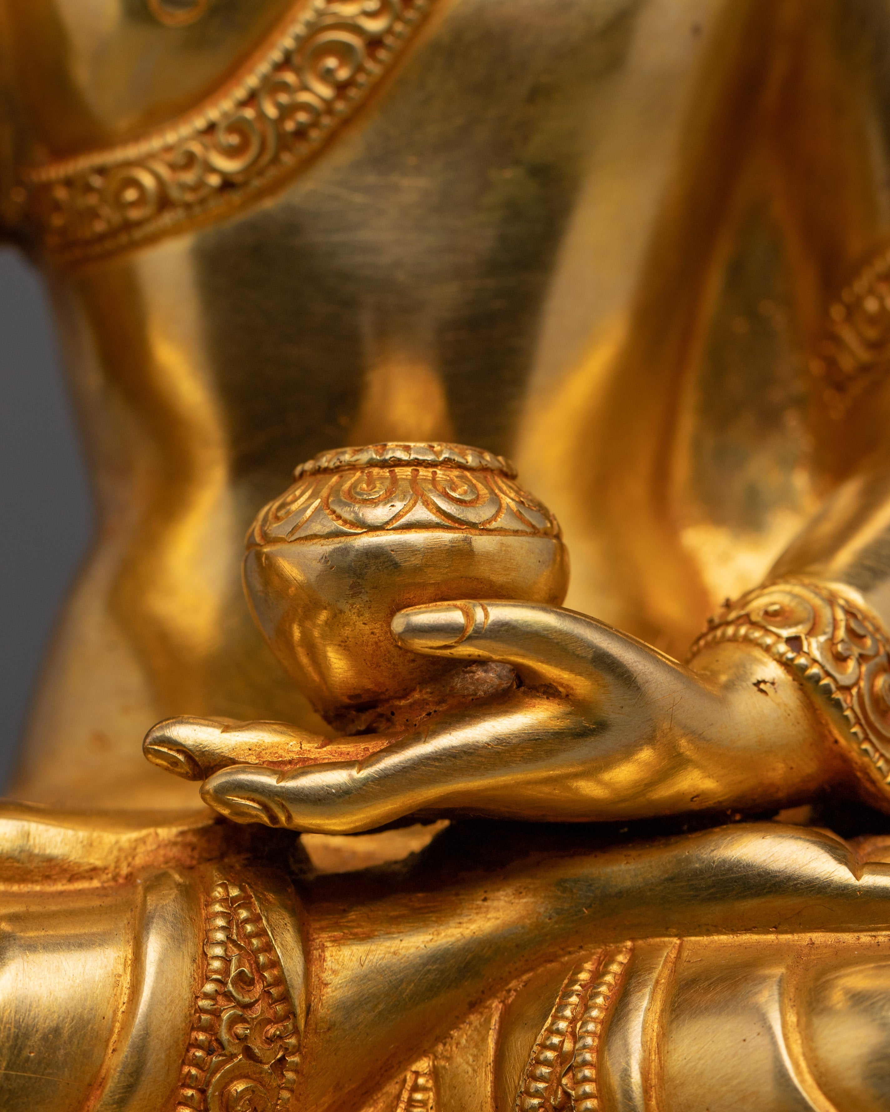 Sculpture of Shakyamuni Buddha | Buddhist Statue for Meditation