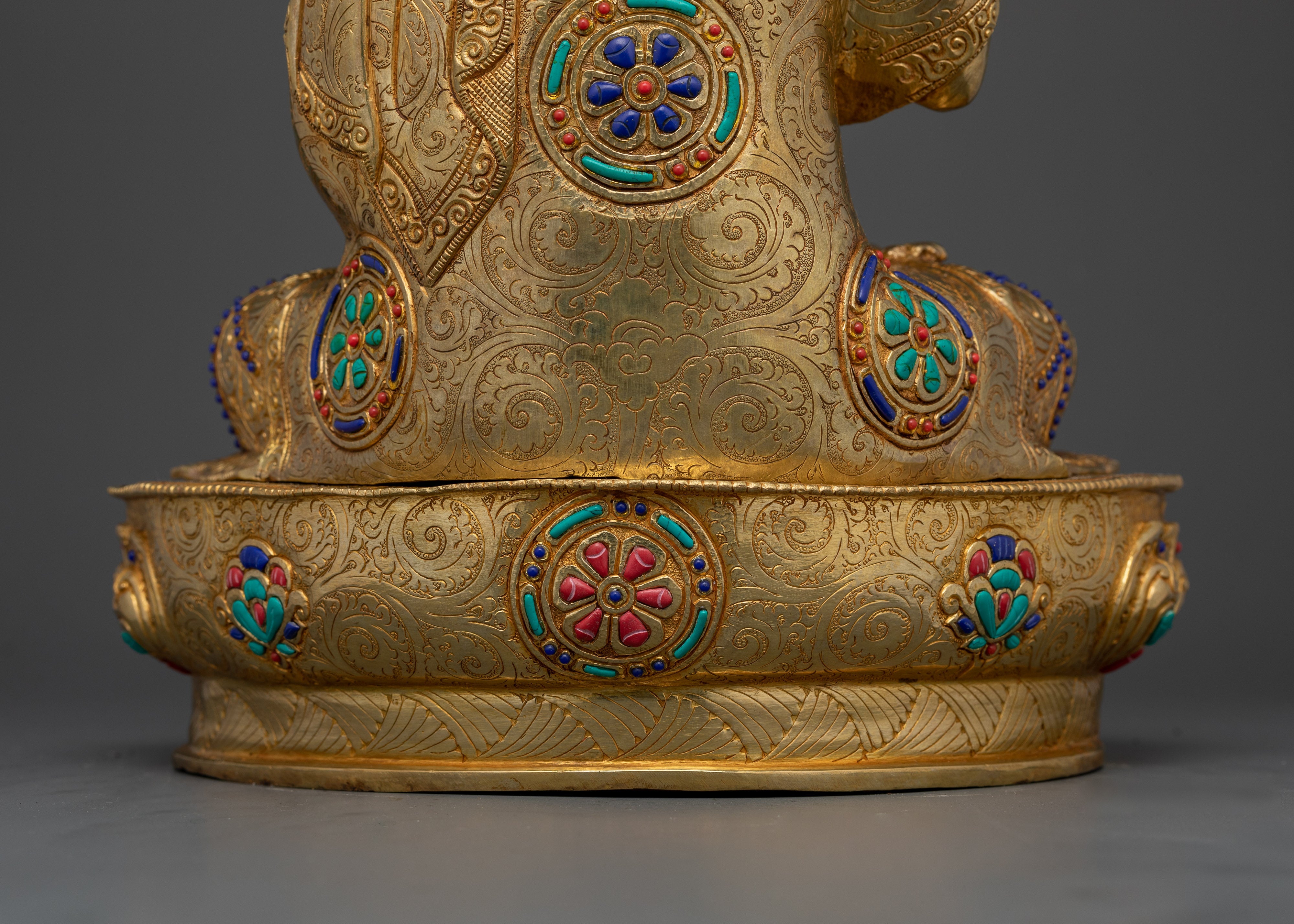 Gelug Guru Je Tsongkhapa Statue | Handcrafted Elegance in Copper and Gold