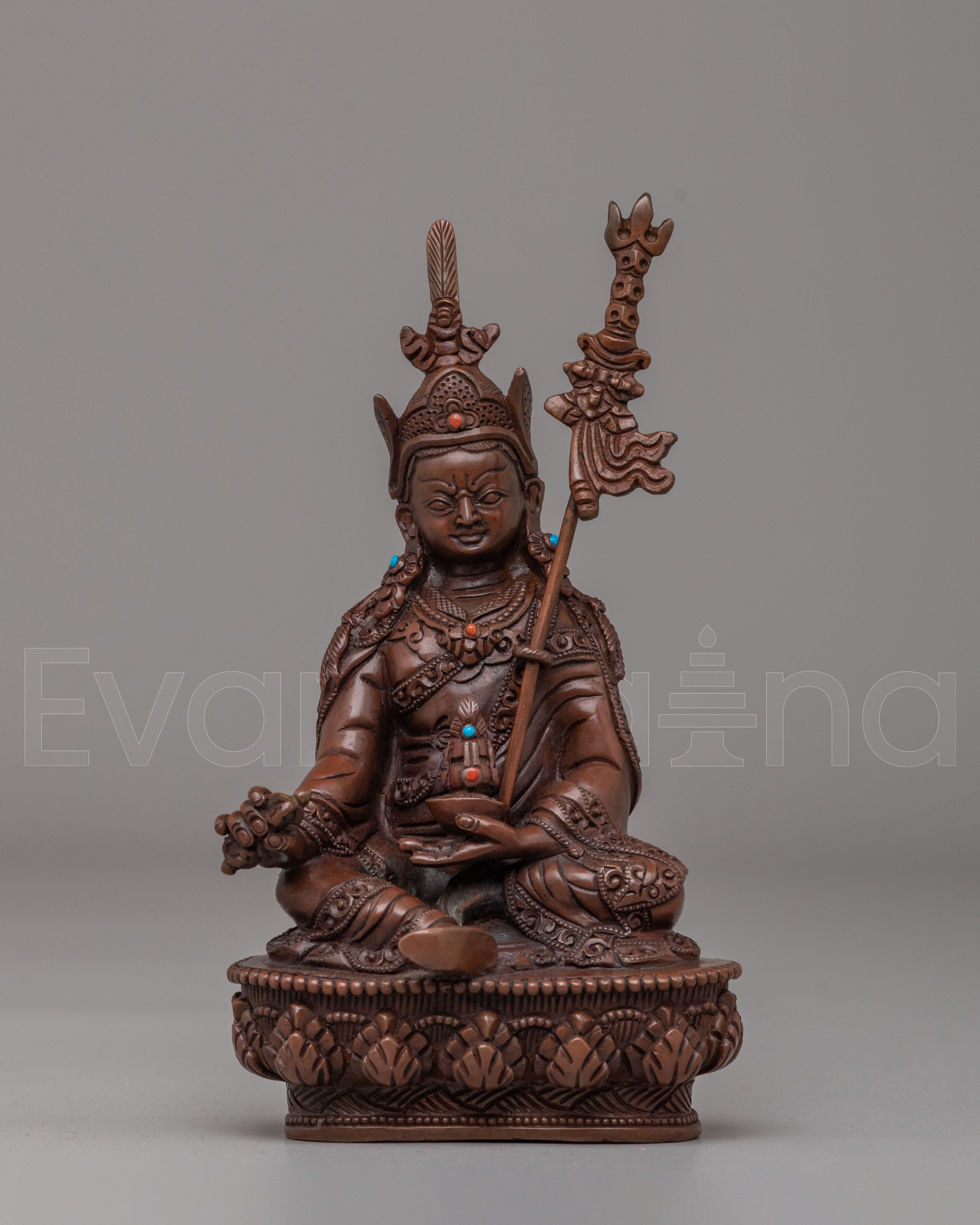 Guru Rinpoche Statue