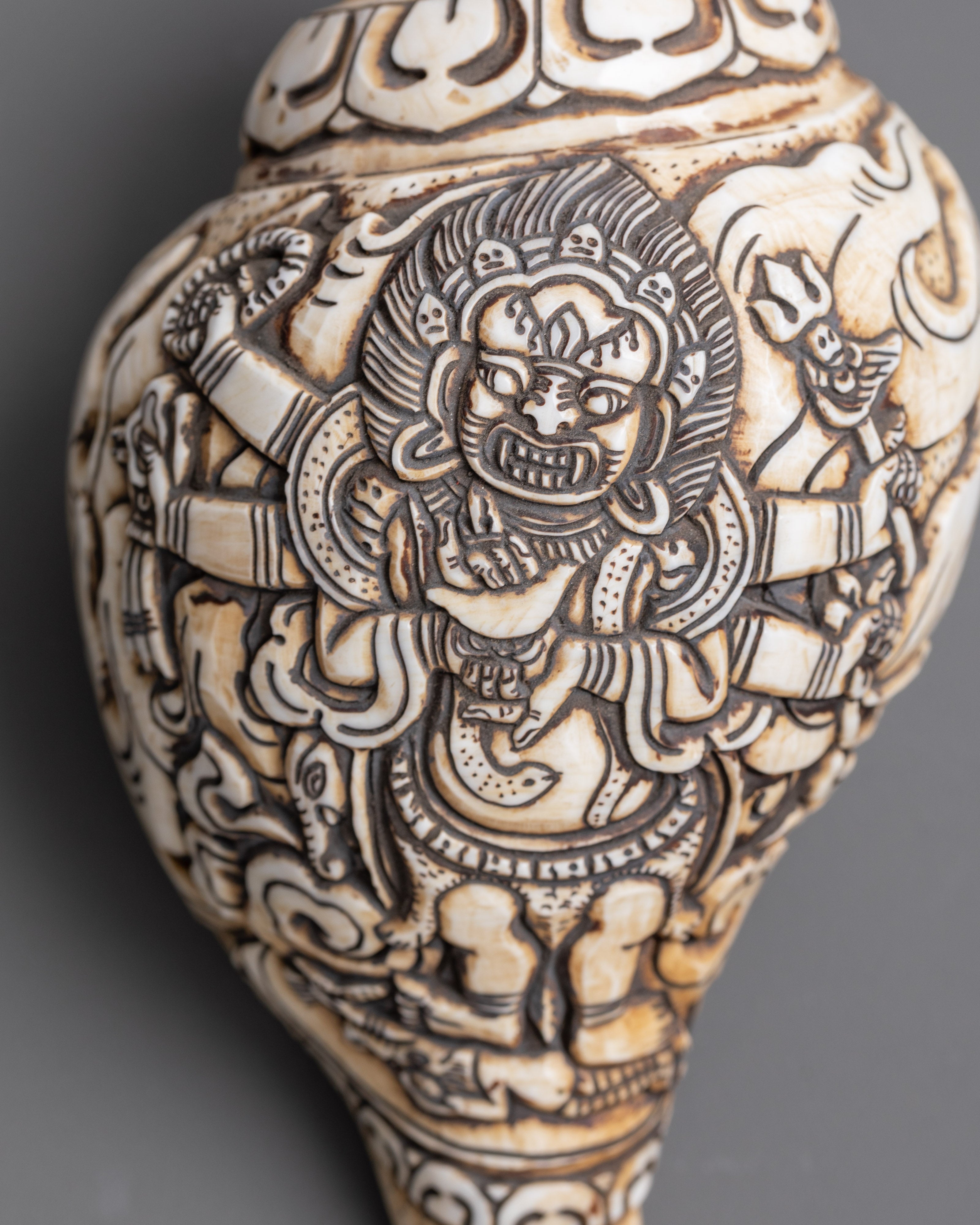 Hand Craved Six Armed Mahakala Conch | Symbol of Wisdom