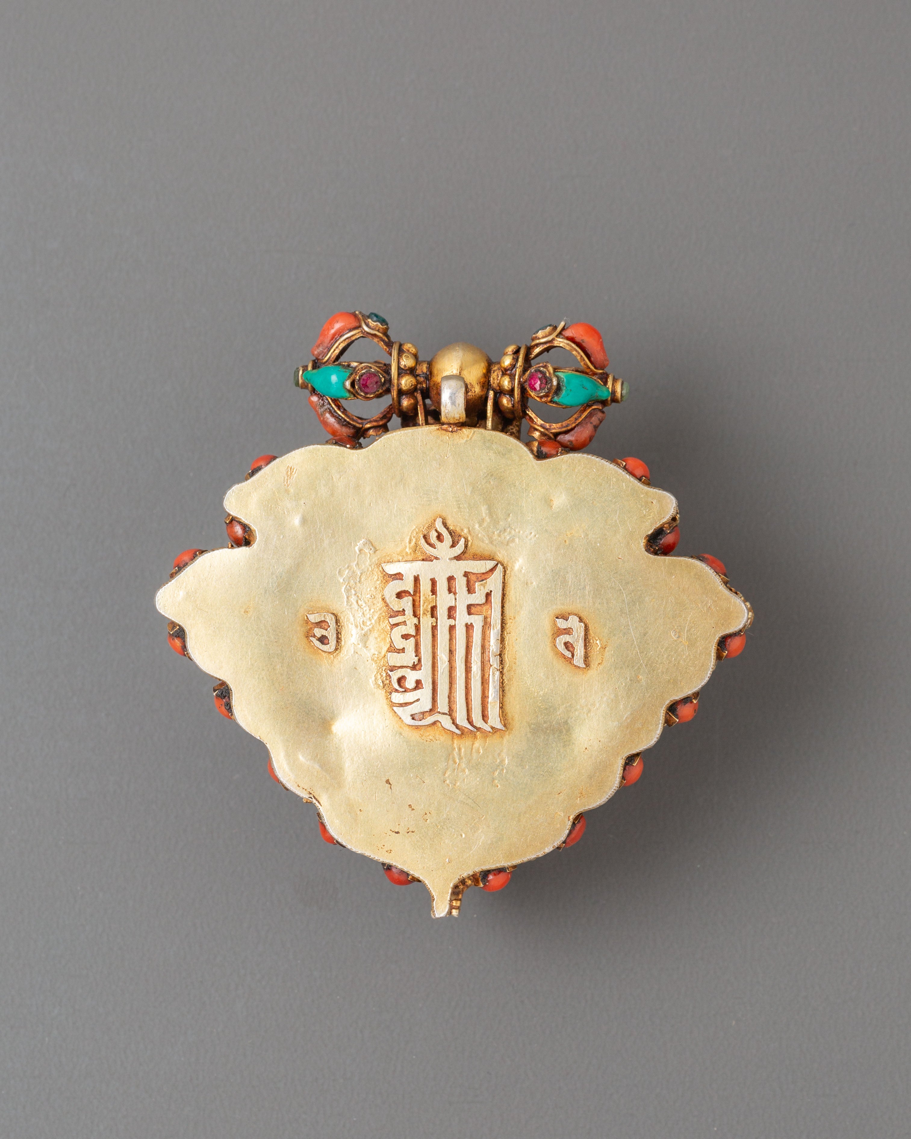 Spiritual Tibetan Ghau Box Locket | Green Tara Buddhist Amulet Pendant