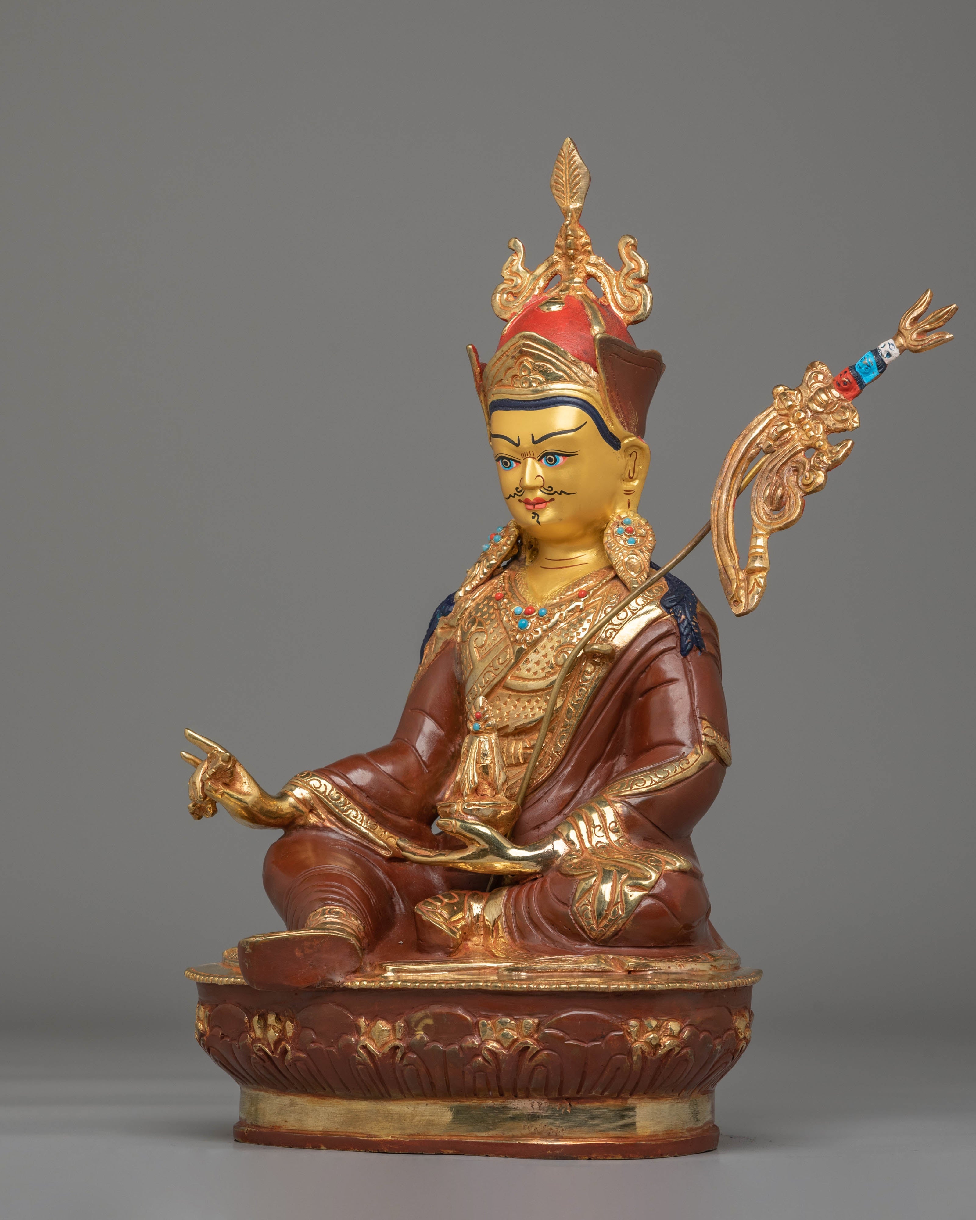 Statue of Tantric Master Guru Rinpoche | Great Guru of Tibet