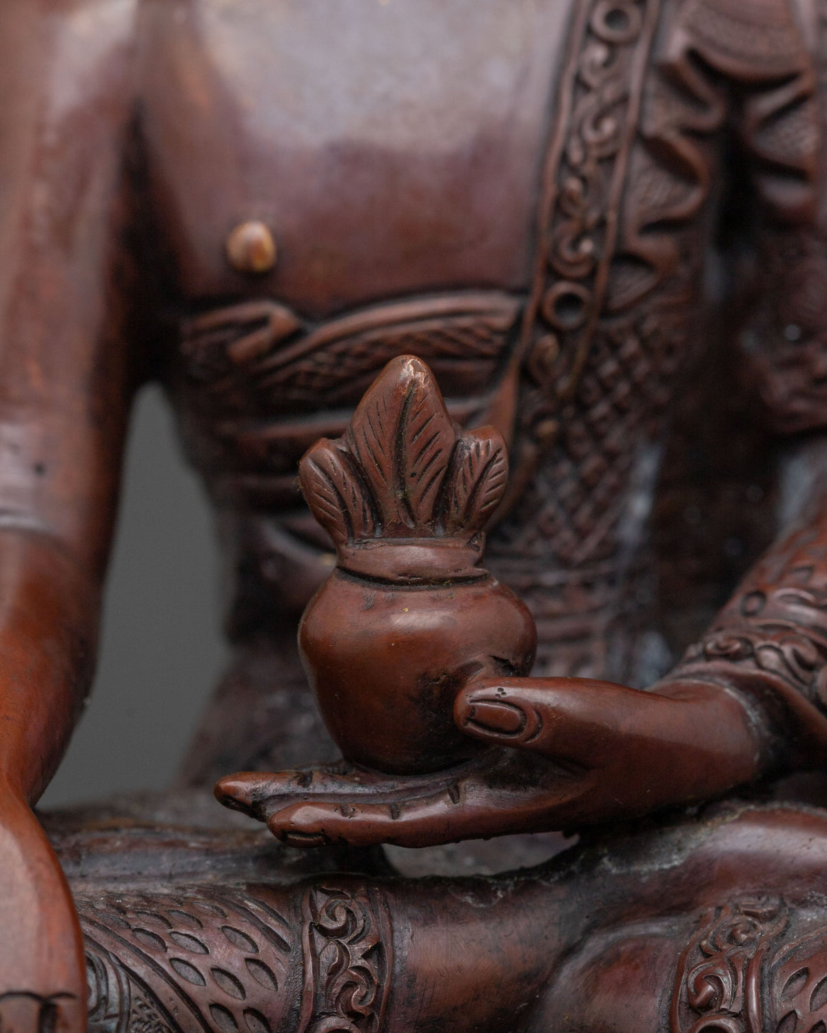 Traditional Bhaisajyaguru Statue | Symbol of Healing and Inner Peace