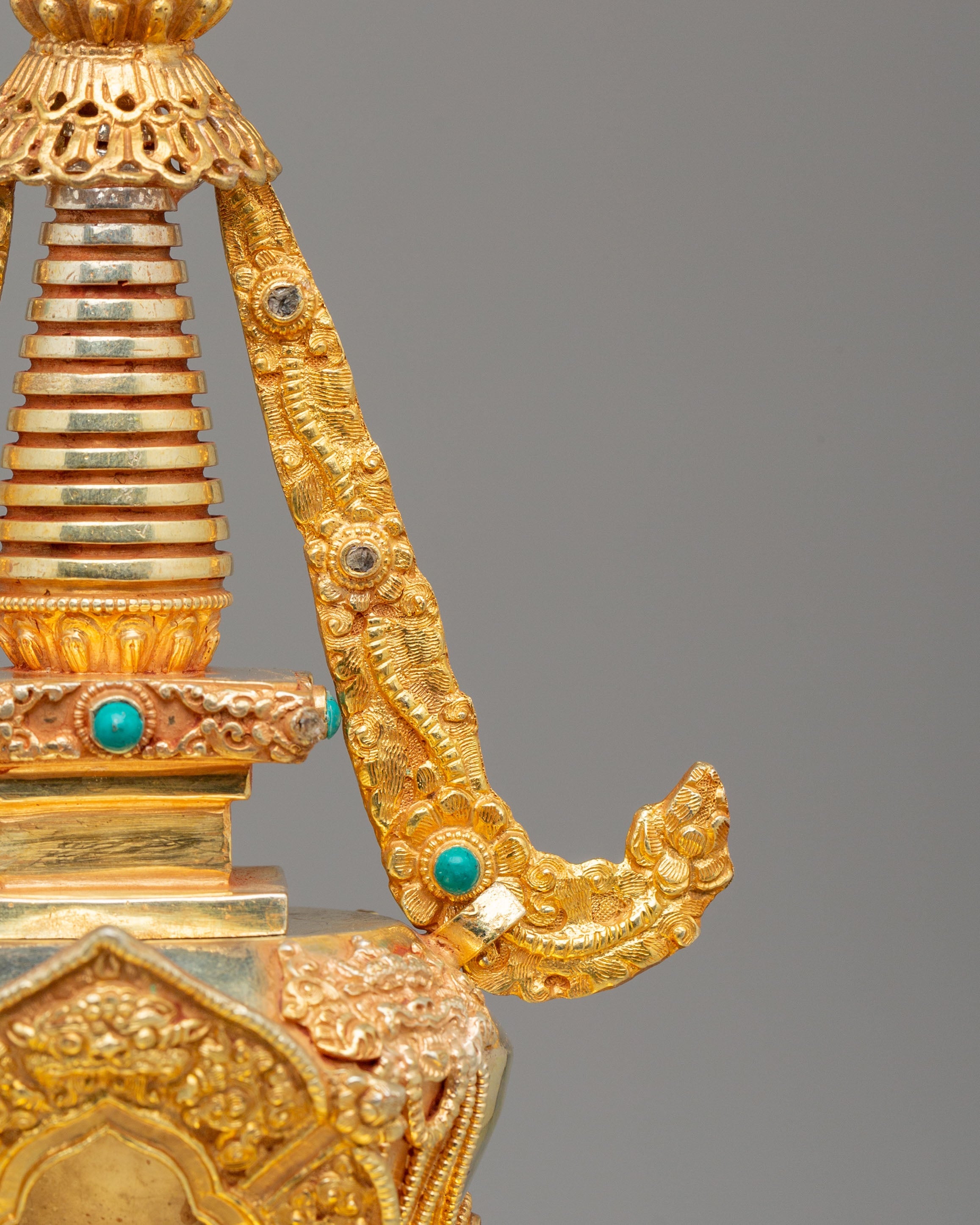 Traditional Buddhist Namgyalma Chorten | Tibetan Spiritual Shrine Art