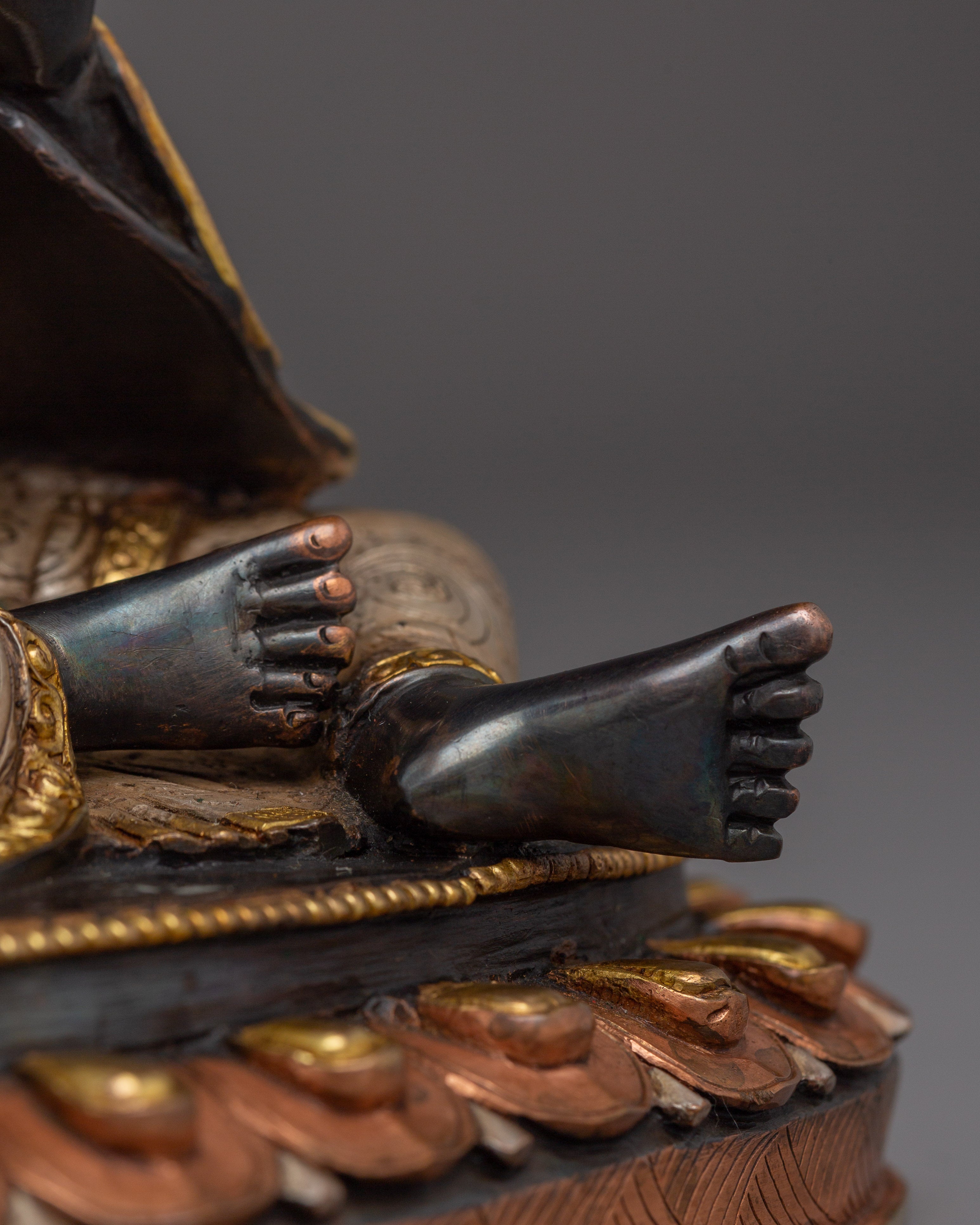 Buddhist Monk Nagarjuna Statue | Revered Philosopher Nagarjuna