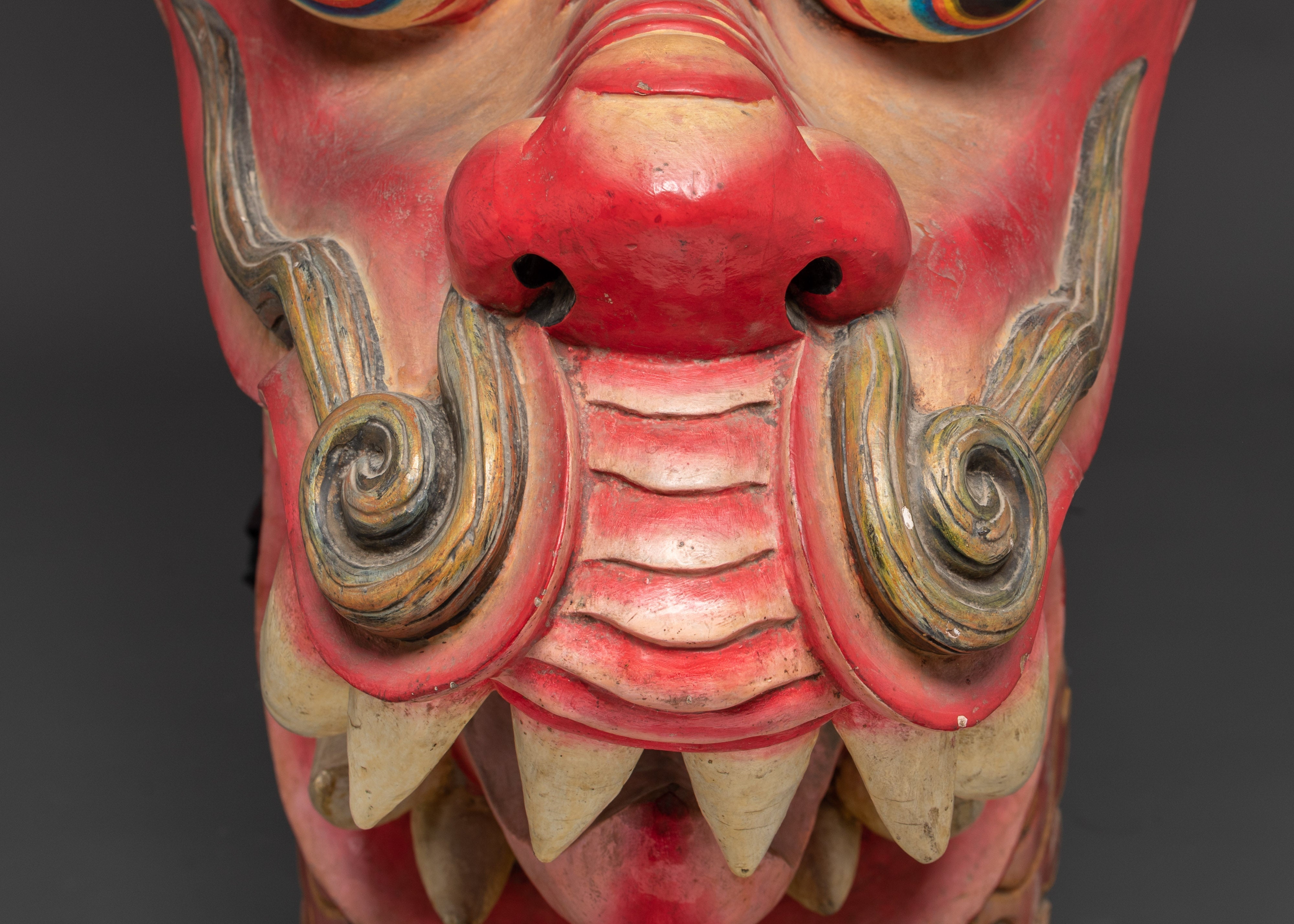 Wall Decor With Horns And Teeth | Handcrafted Art