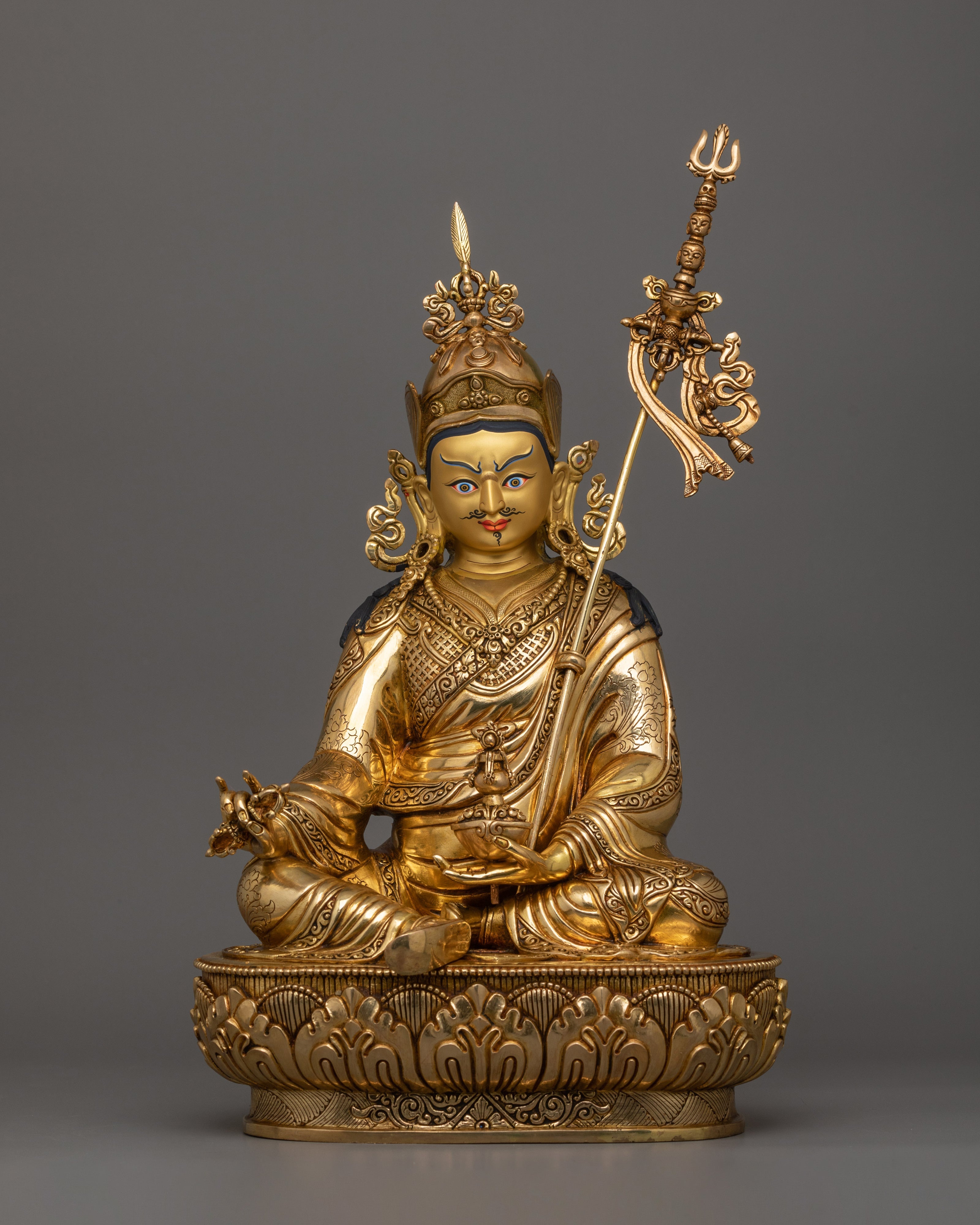 sacred-figurine-of-lord-padmasambhava