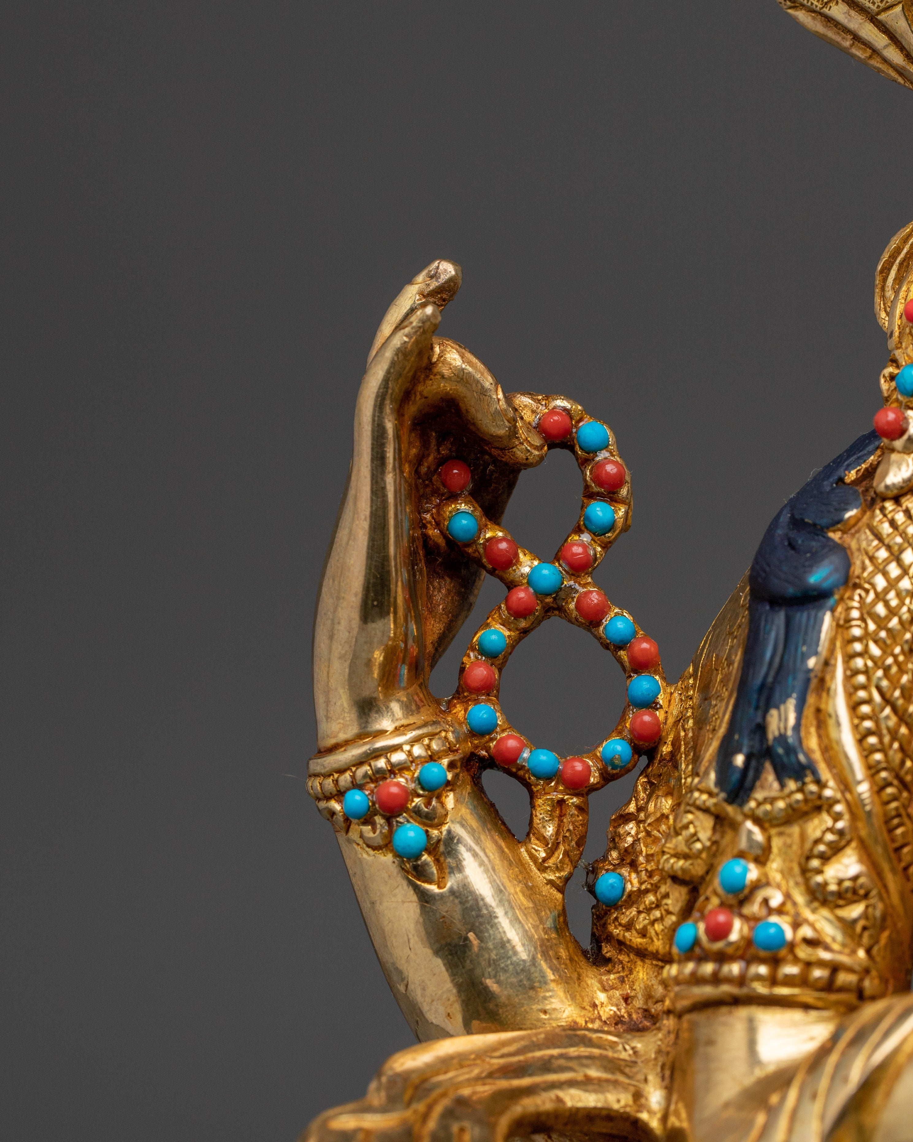 Bodhisattva of Kindness Chenrezig Statue | Avalokiteshvara Artwork