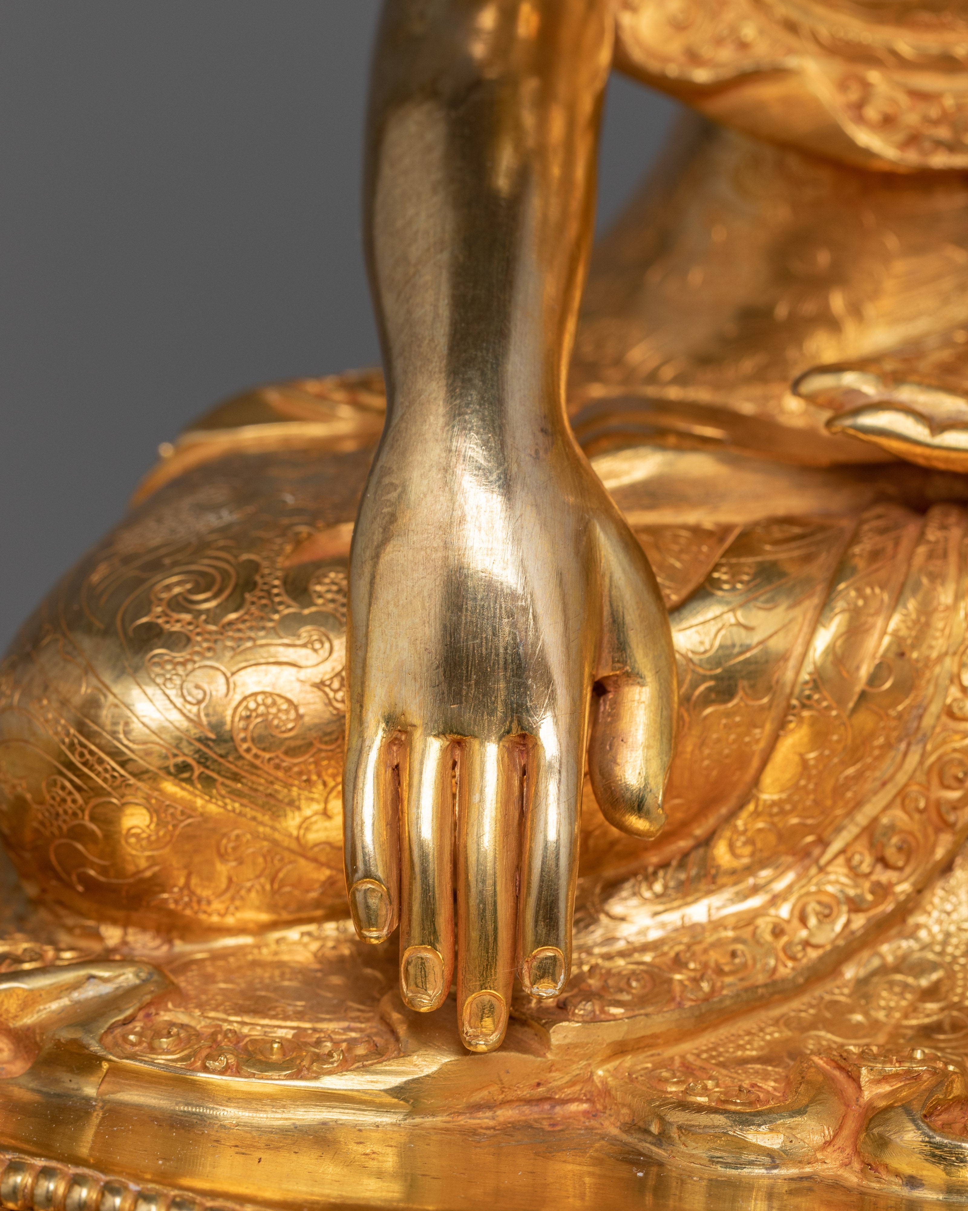 Shakyamuni Buddha On Thone With Disciples | Path To Enlightenment