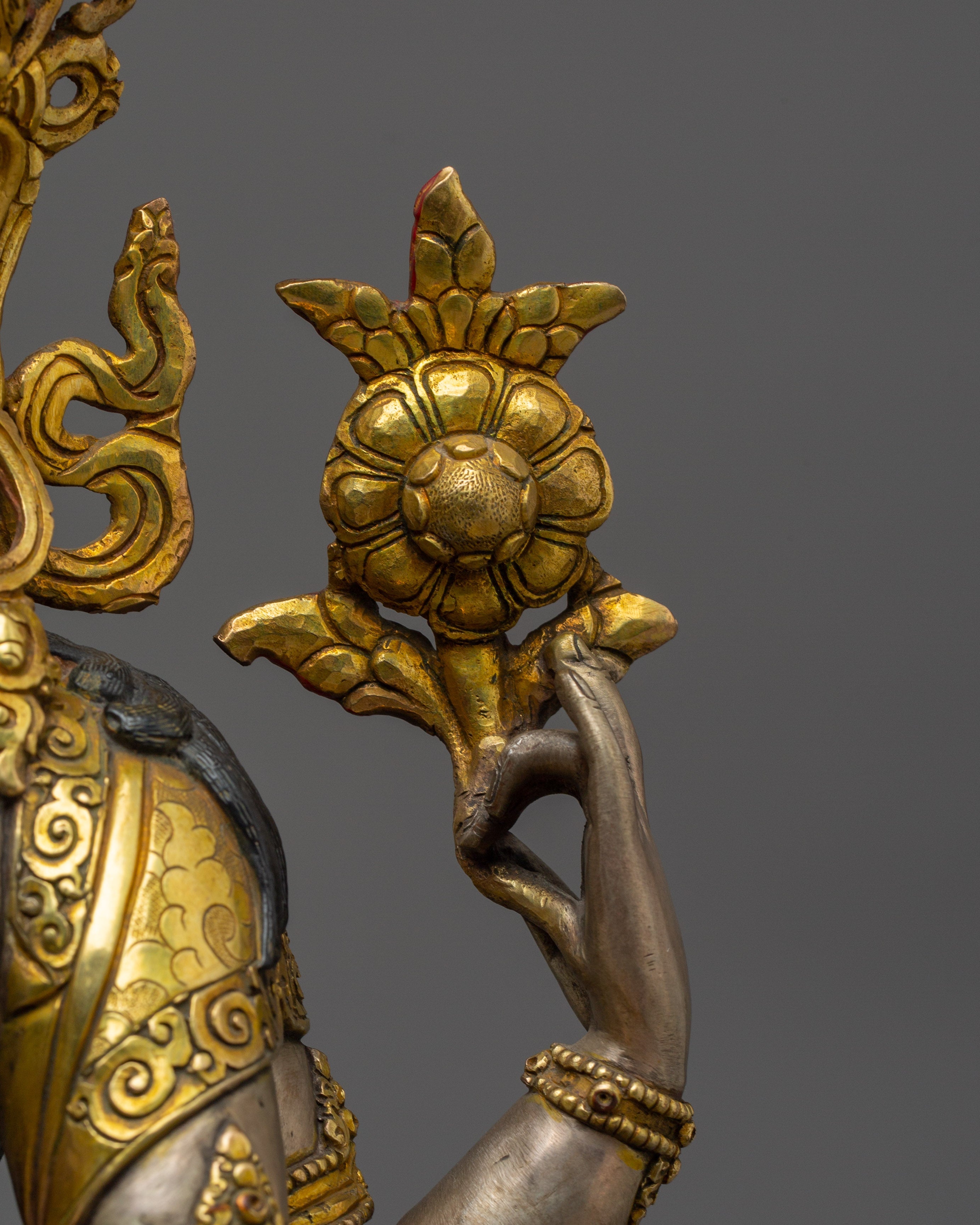 Silver-Plated & Gold-Gilded Copper Chenrezig Statue | The Bodhisattva of Compassion