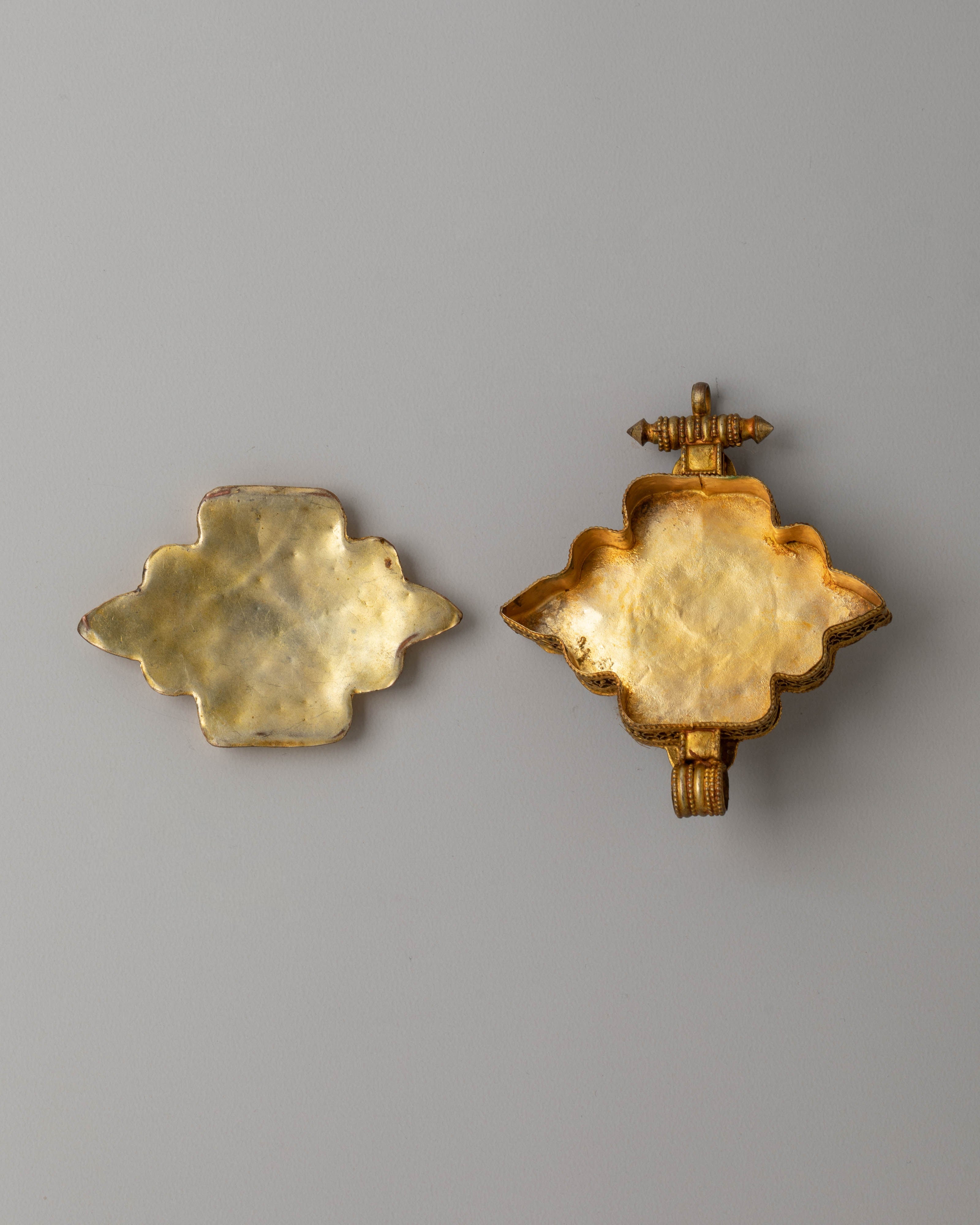 Ghau Locket with Gemstone | Handcrafted Spiritual Jewelry