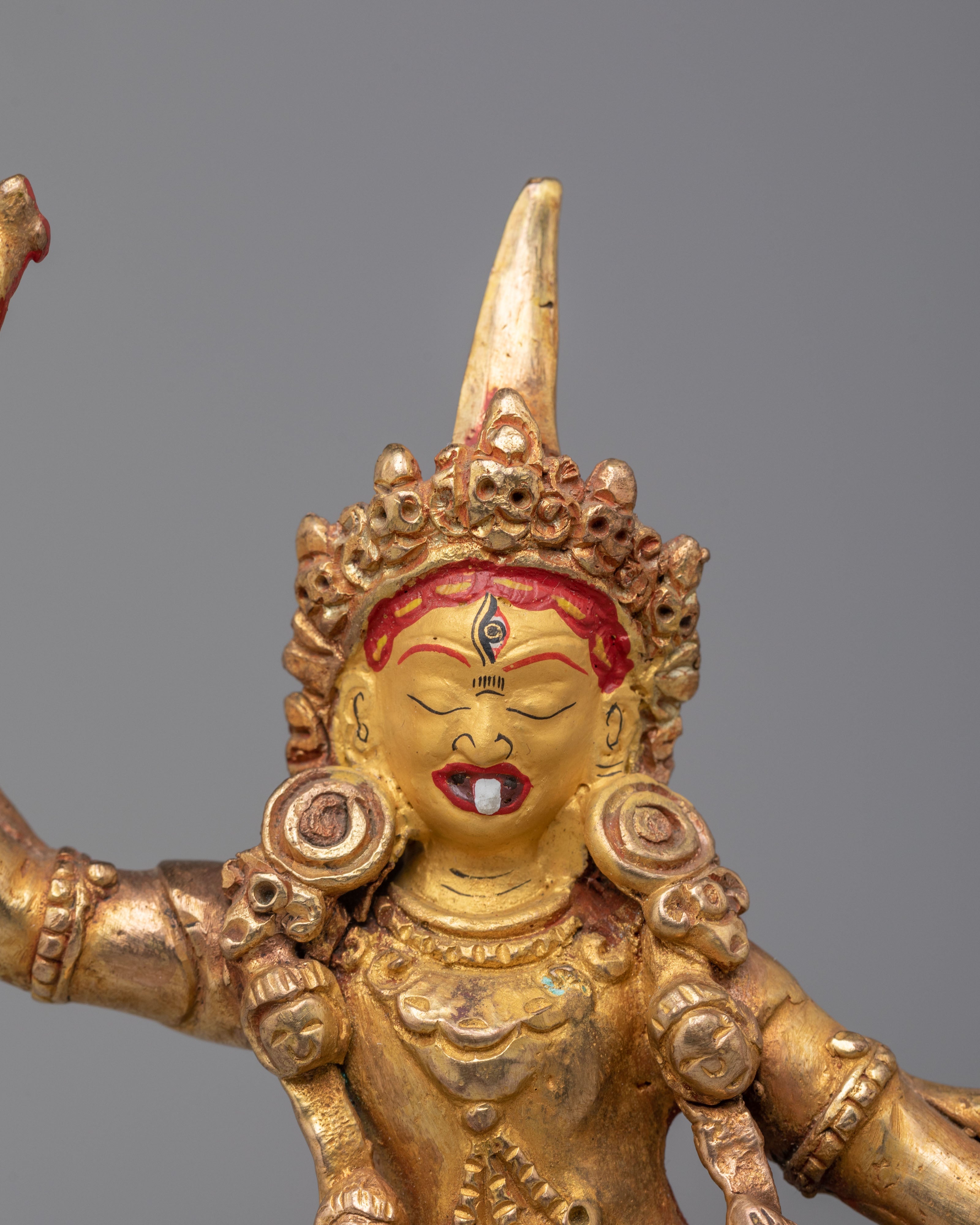 Traditional Buddhist Ekajati Sculpture | Vajrayana Buddhist Protector Deity