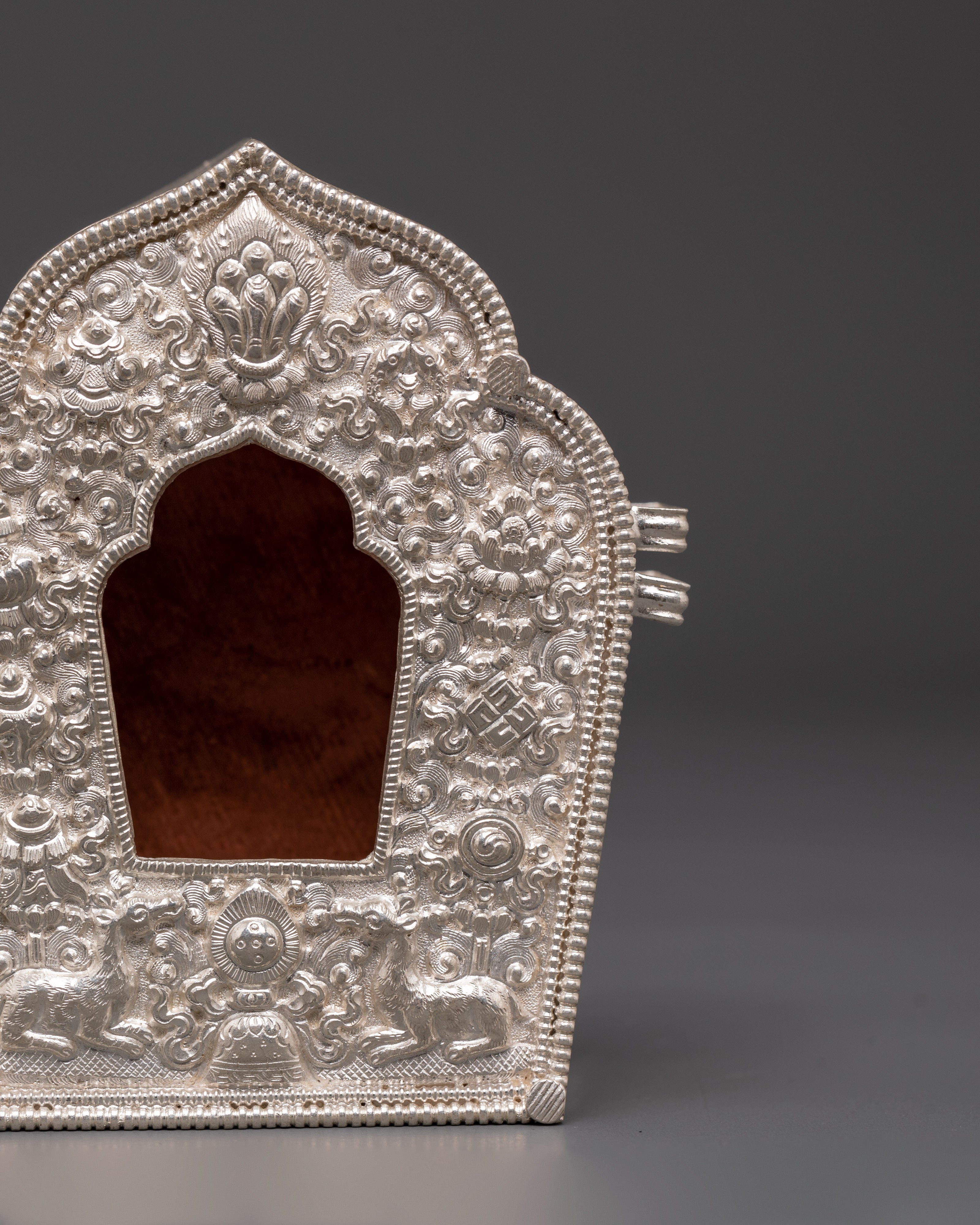 Traditional Pure Silver Amulet Box |  Buddhist Gau Prayer Box