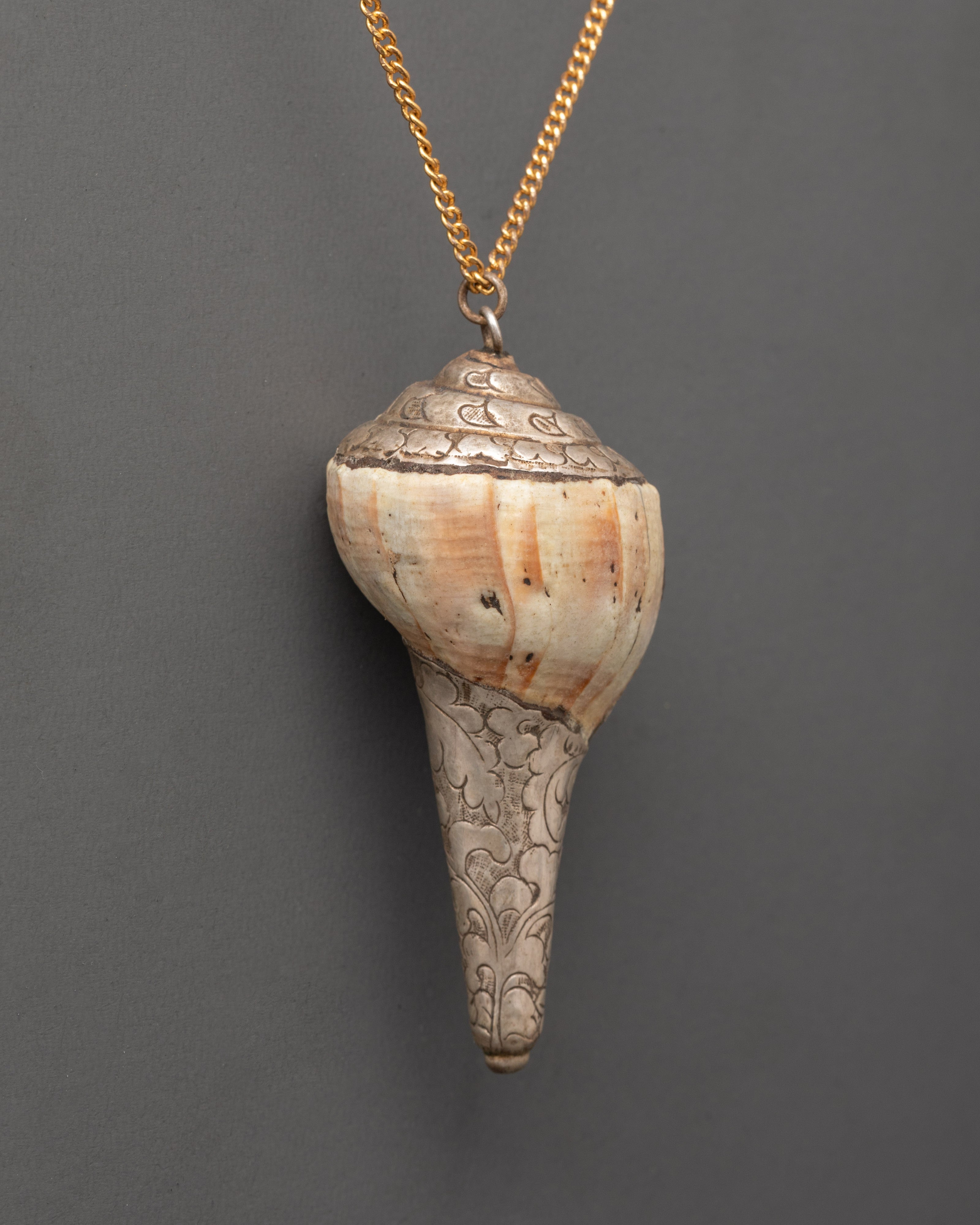 Handcrafted Conch Shell Locket | Pure Silver Tibetan Symbol Pendant