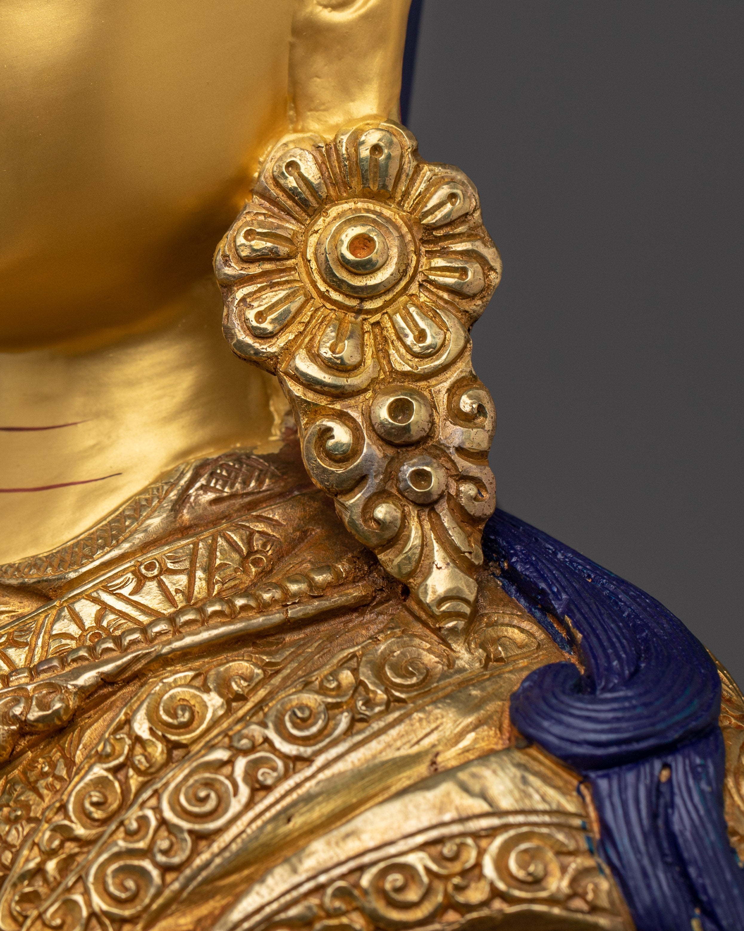 Guru Rinpoche Statue Crafted with Copper | Tibetan Master Sculpture for Meditation & Shrine