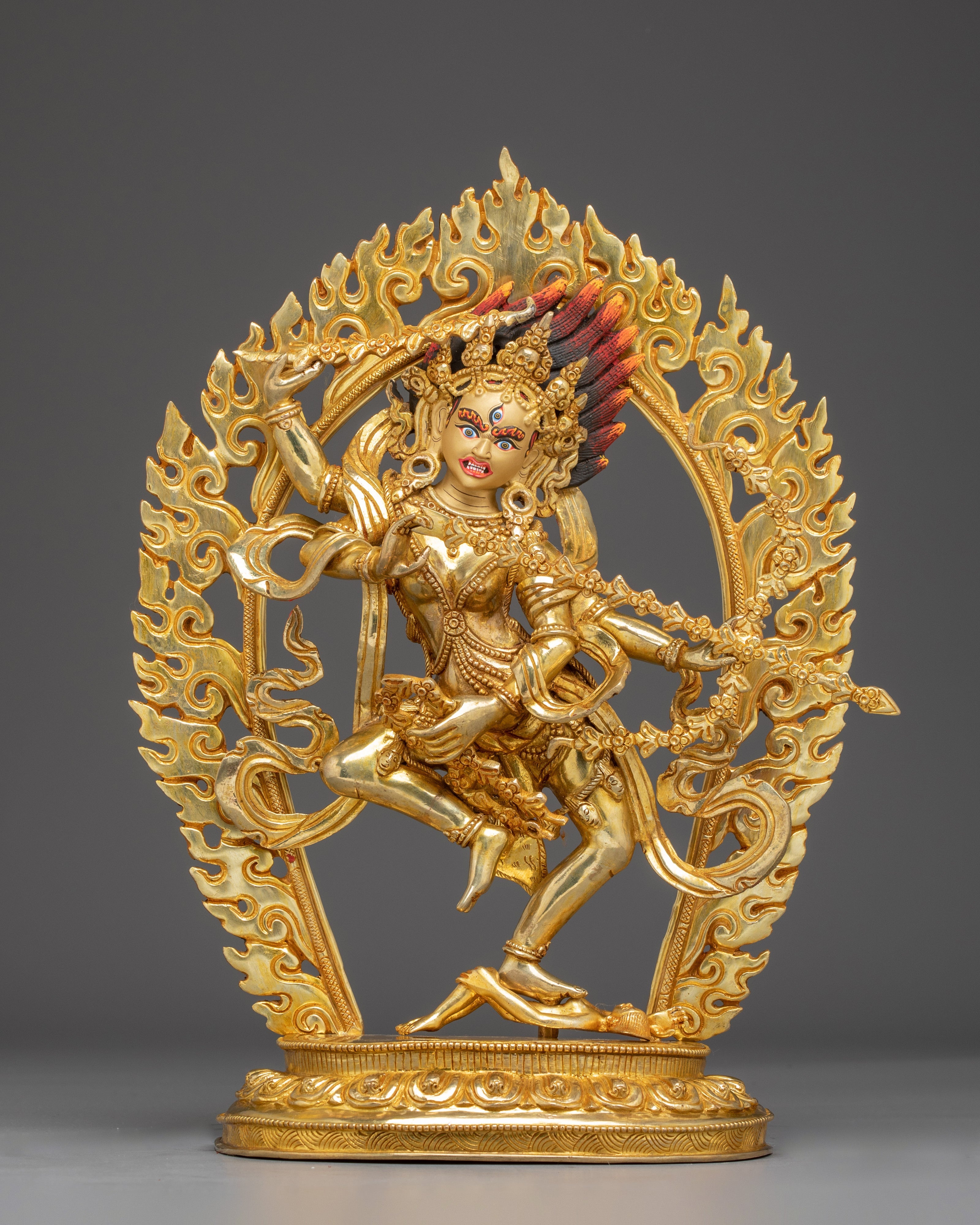 goddess-of-magnetism-kurukulla-statue