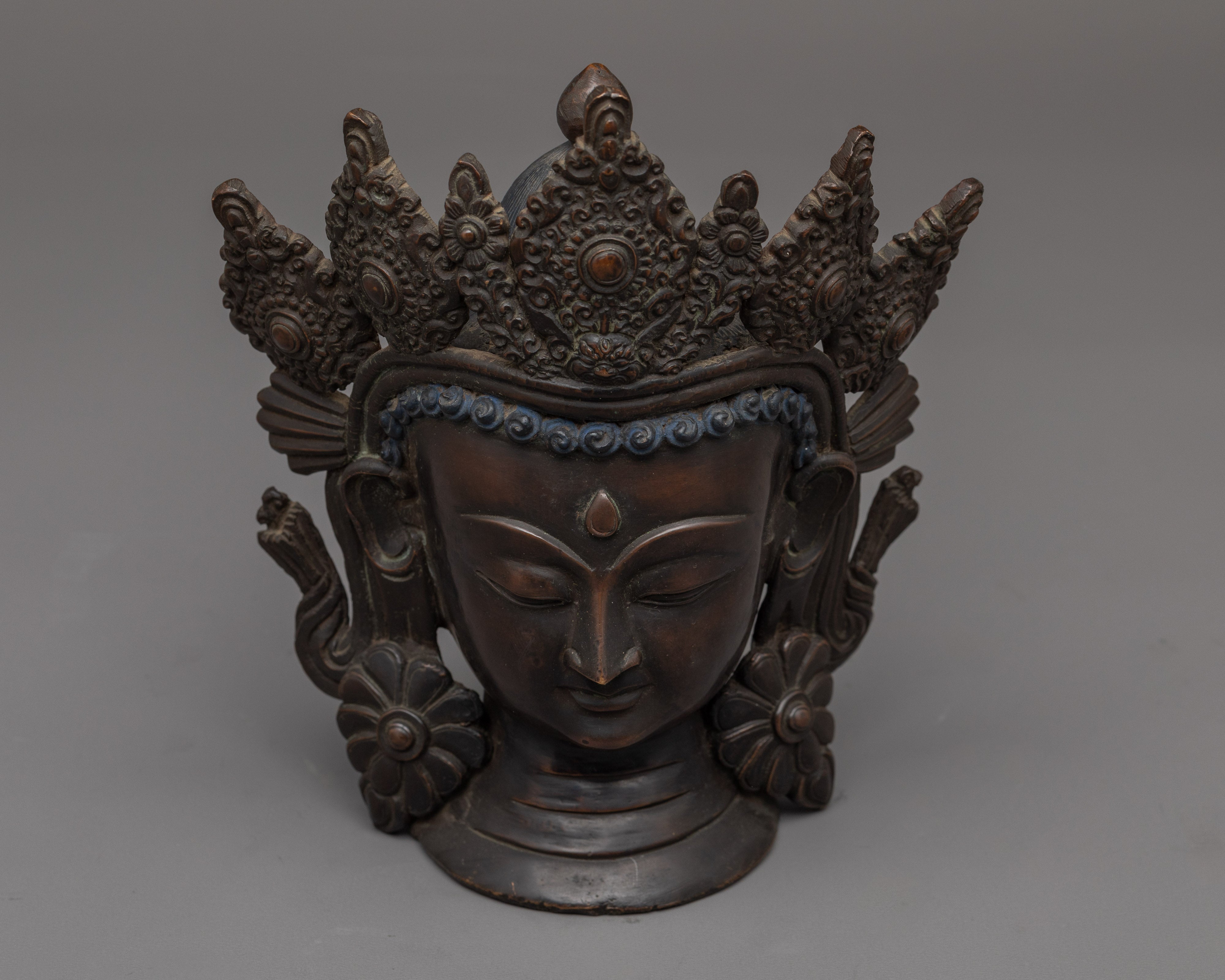 Crown Buddha Head Statue | Symbol of Tranquility and Peace