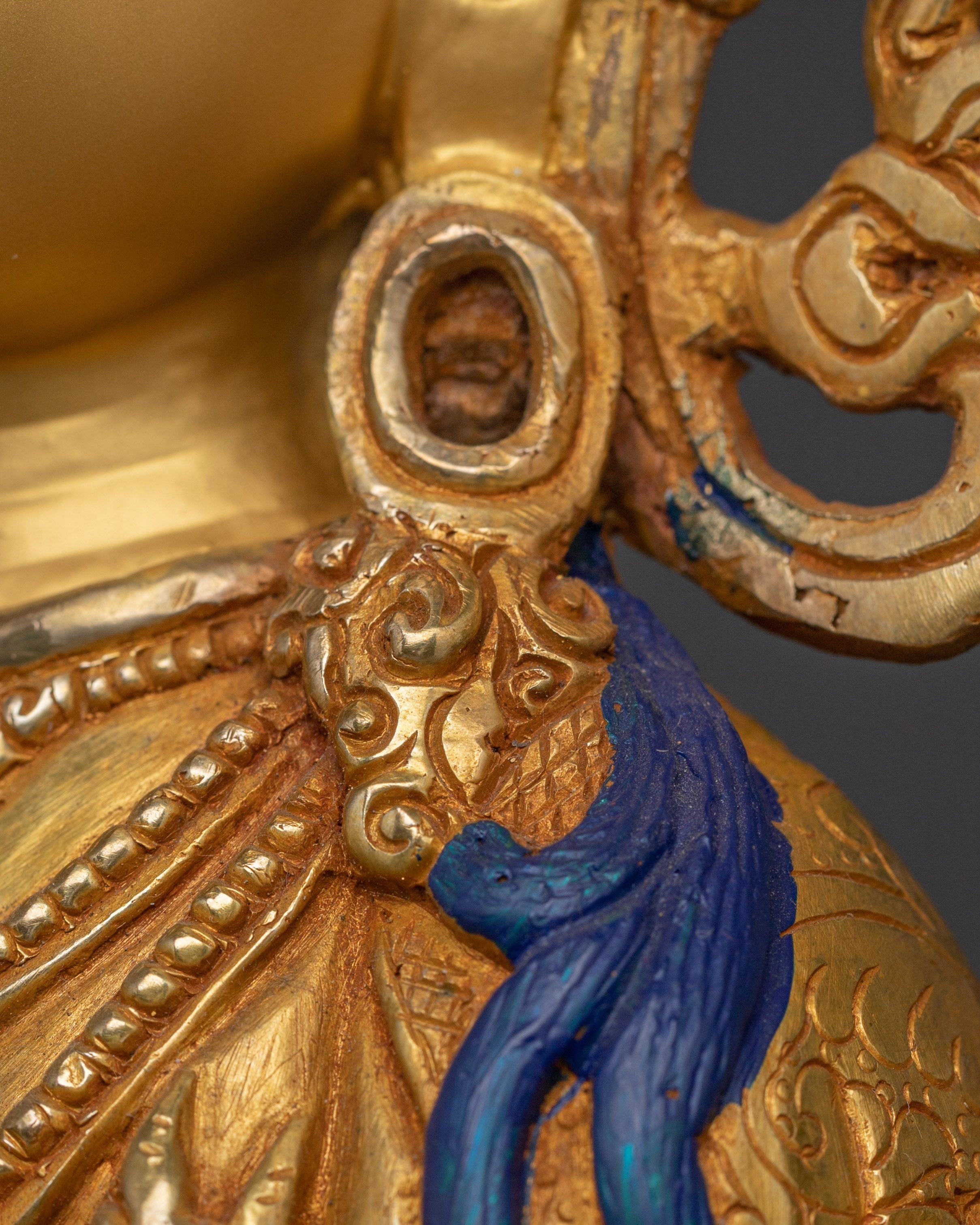 Avalokiteshvara Deity - Bodhisattva of Compassion | Noble Chenrezig Statue