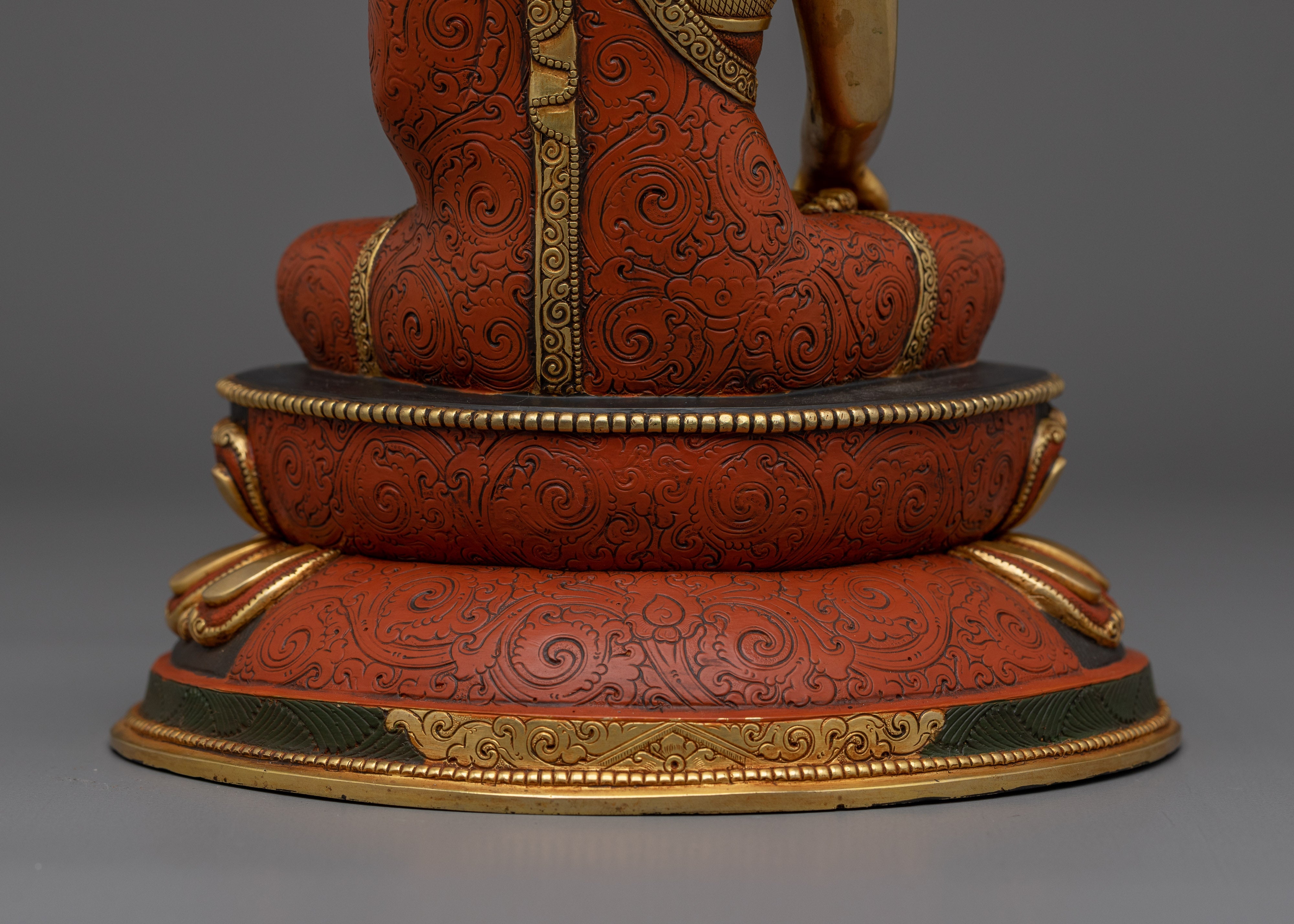 Handmade Shakyamuni Buddha Statue | The Enlightened One Who Changed the World