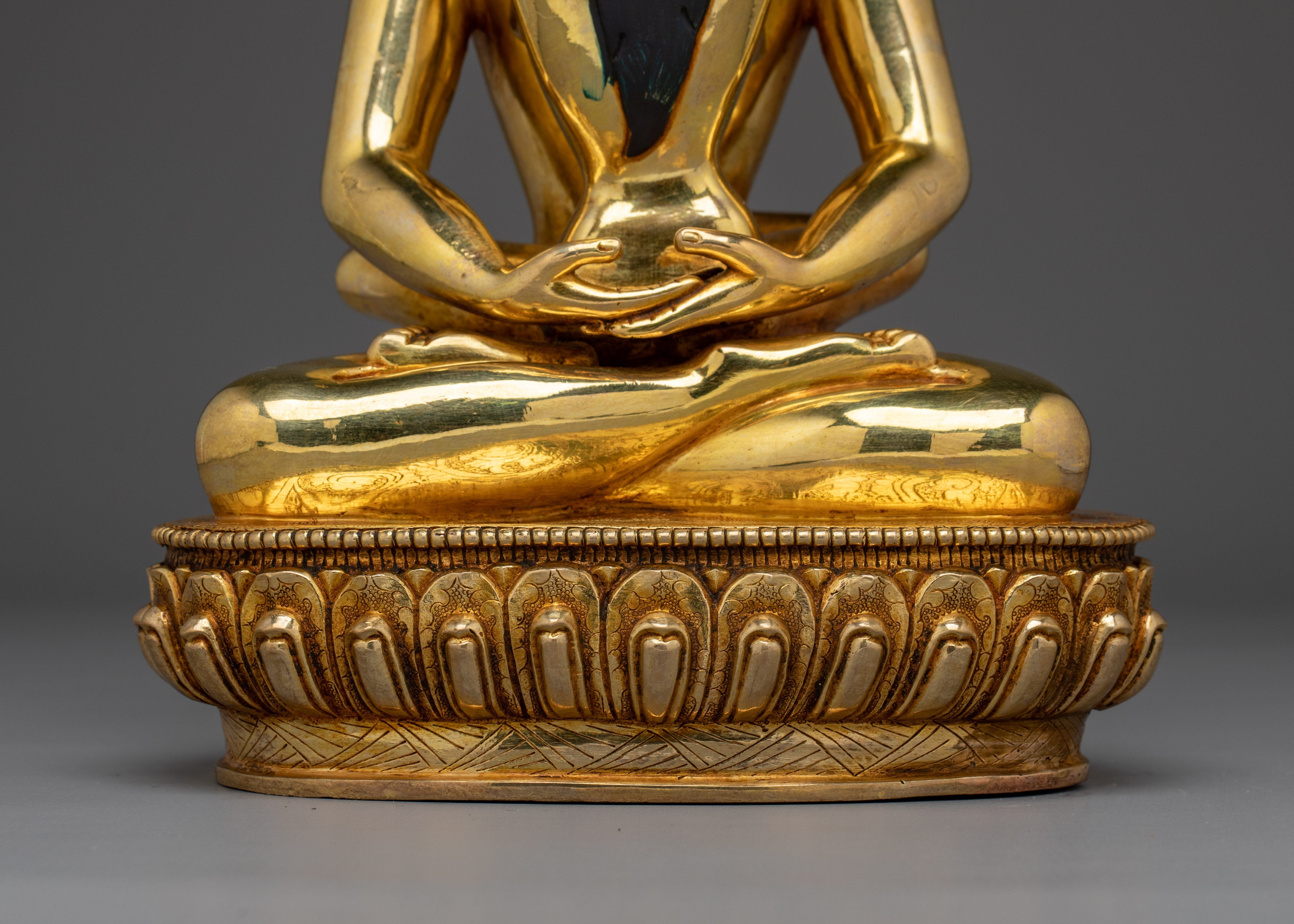 Samantabhadra With Consort Golden Statue | Buddhist Spiritual Artwork