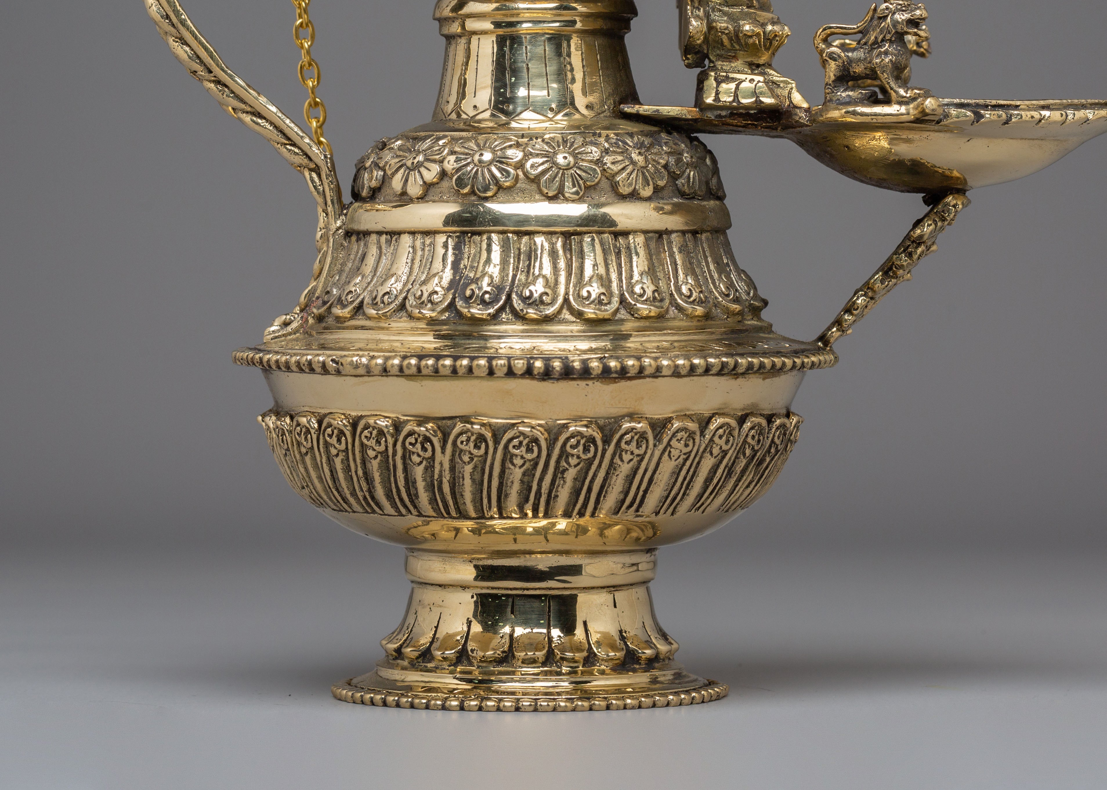 Sukunda Oil Lamp | Handcrafted Brass Ganesh Deepa