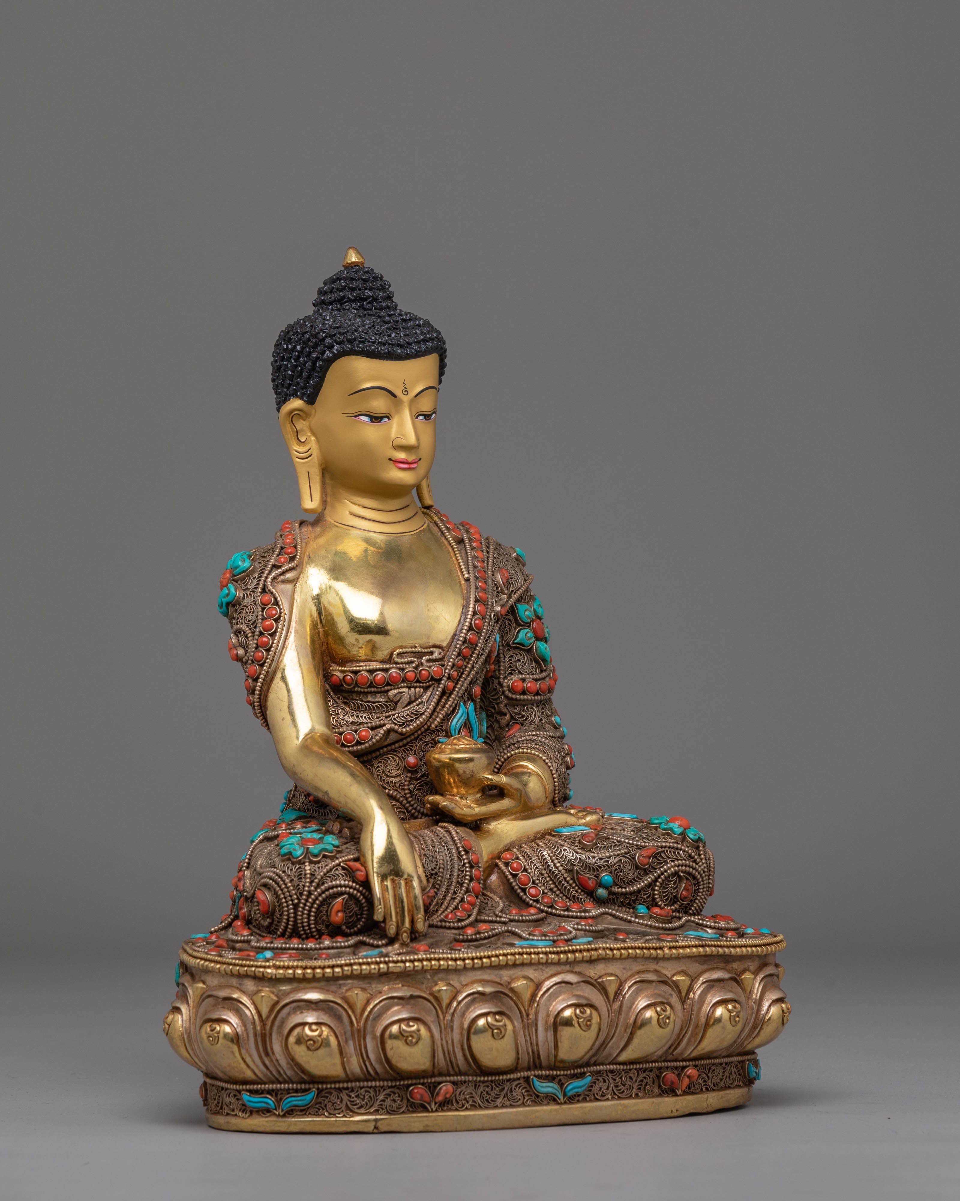Handmade Buddha Shakyamuni Decor Statue | Tibetan Buddha Statue