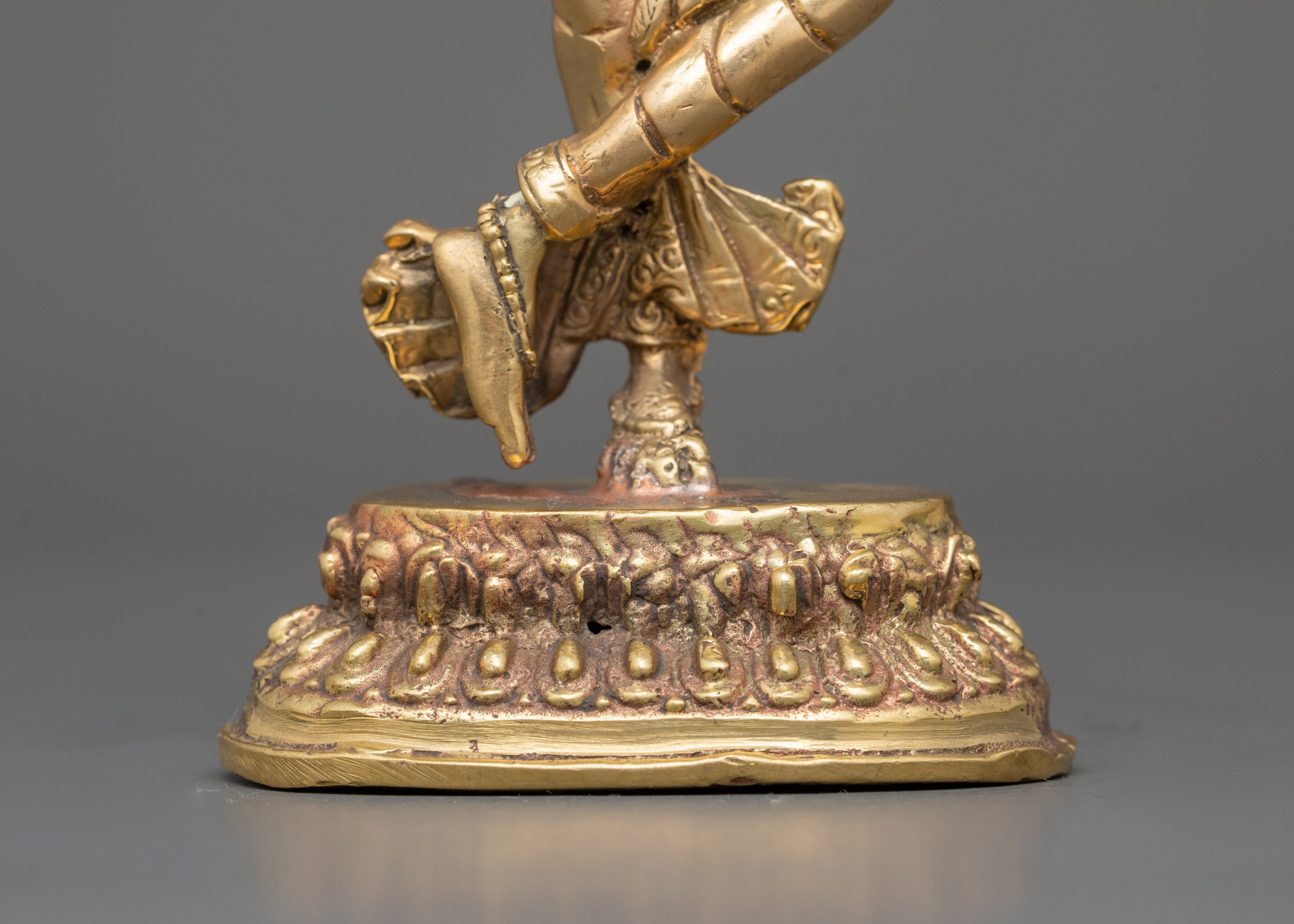 Krishna Traditional Statue | Divine Hindu God of Compassion and Music