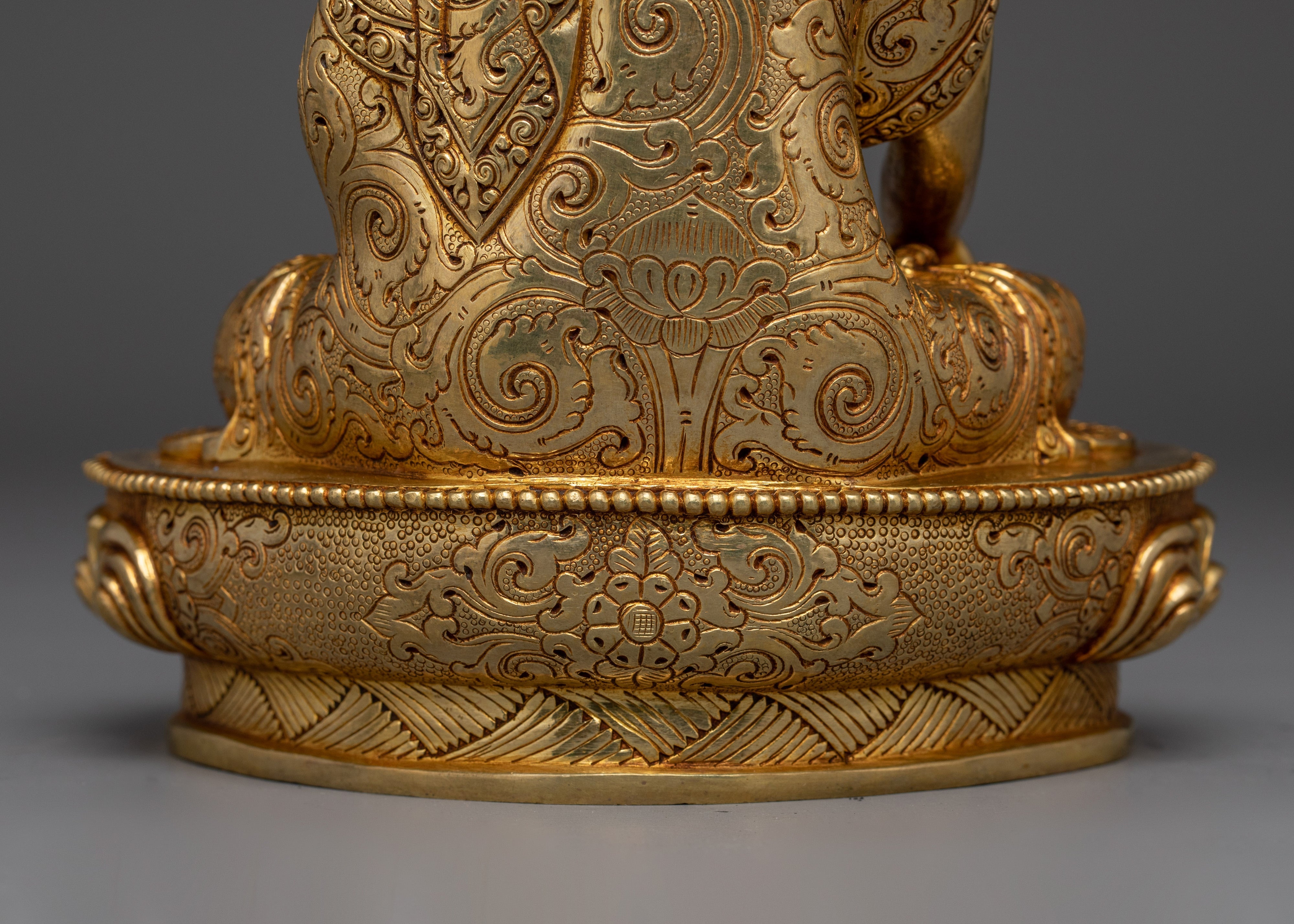 Vajrayana Deity Mitrupa Statue | The Immovable Buddha