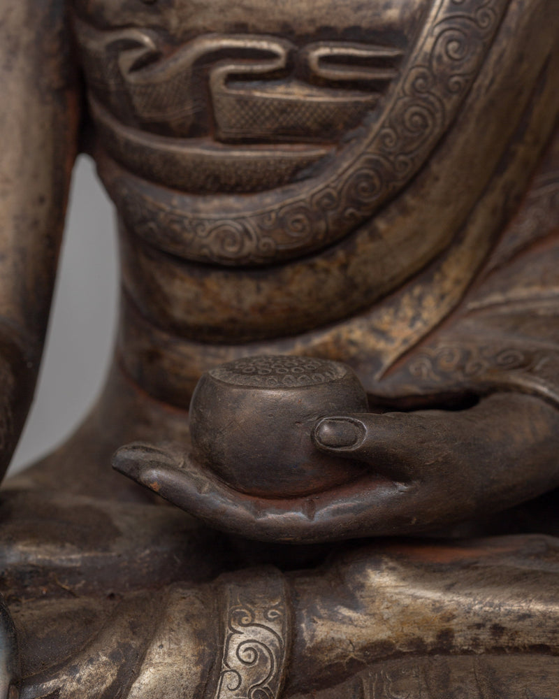 Iron Shakyamuni Buddha Statue | Traditional Buddhist Sculpture for Spiritual Practices