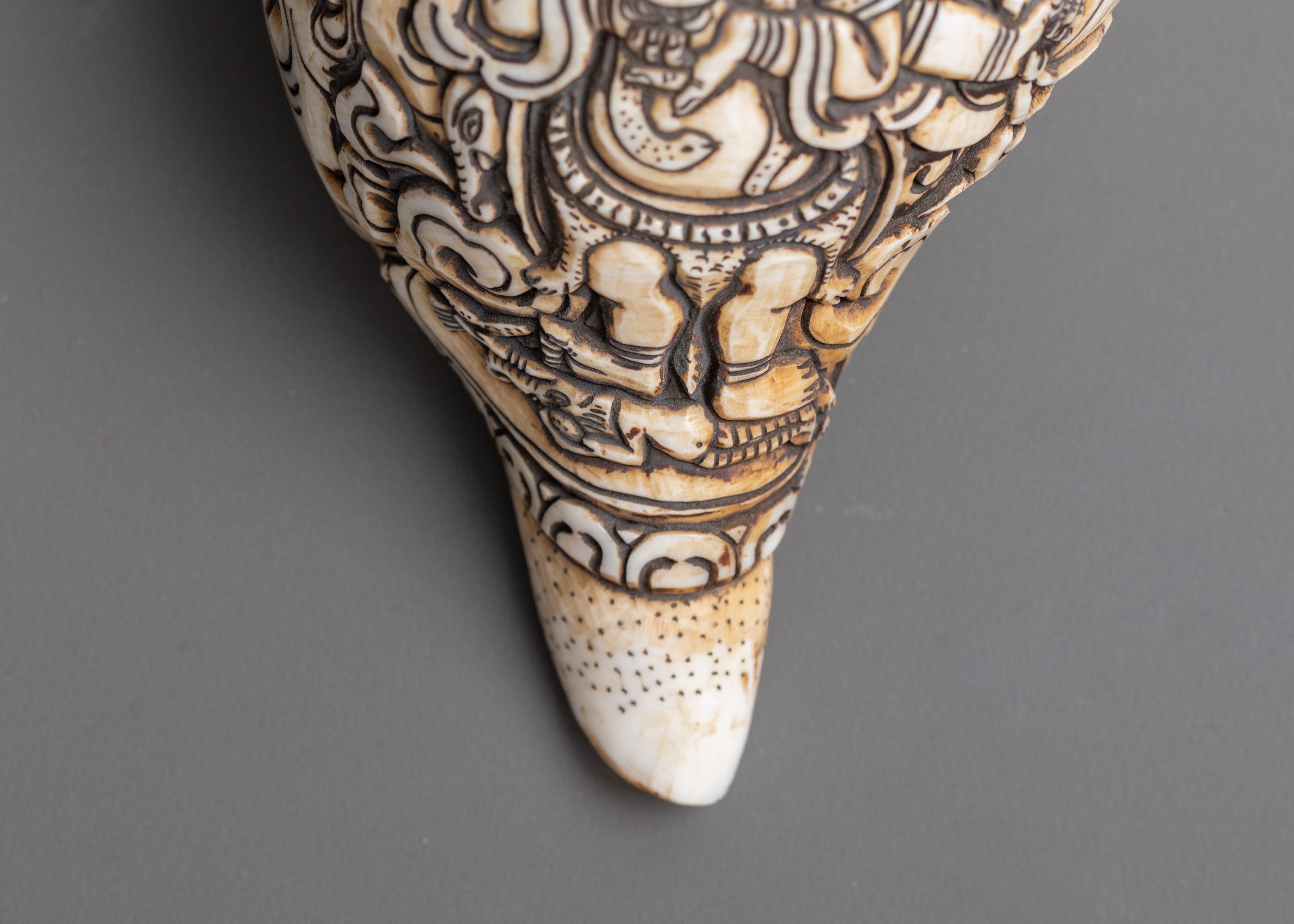 Hand Craved Six Armed Mahakala Conch | Symbol of Wisdom