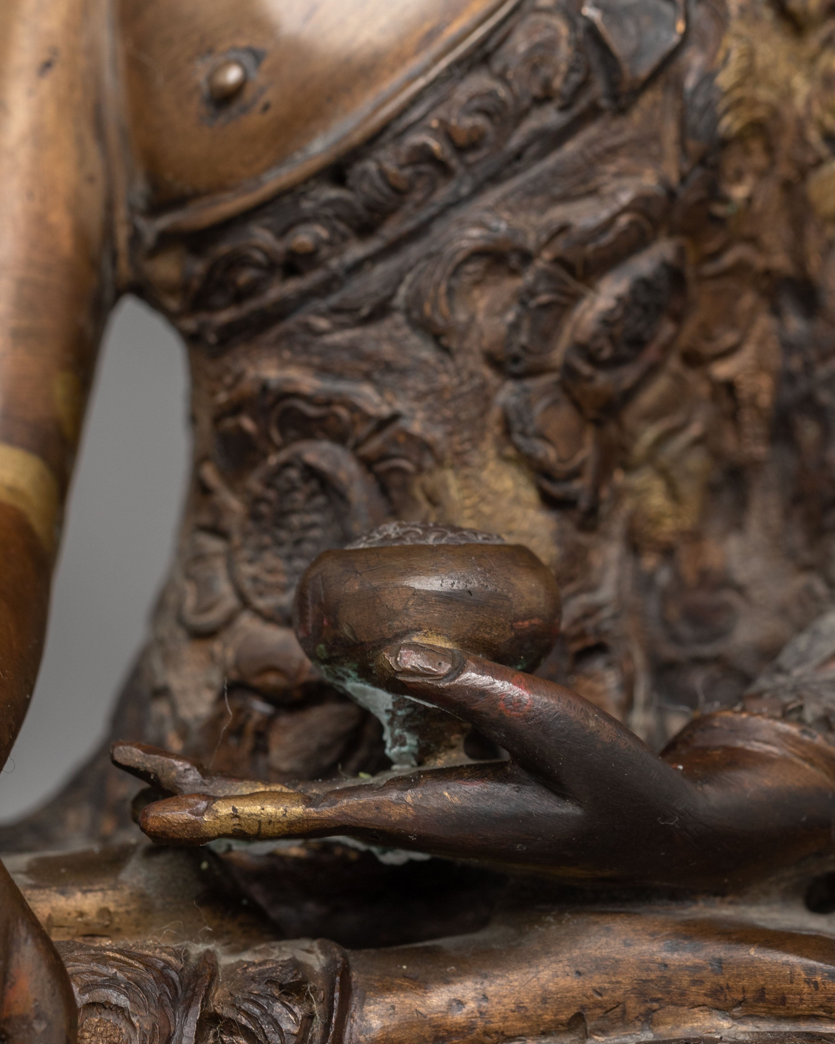 Sacred Statue of Shakyamuni Buddha | The Sage of Shakyas