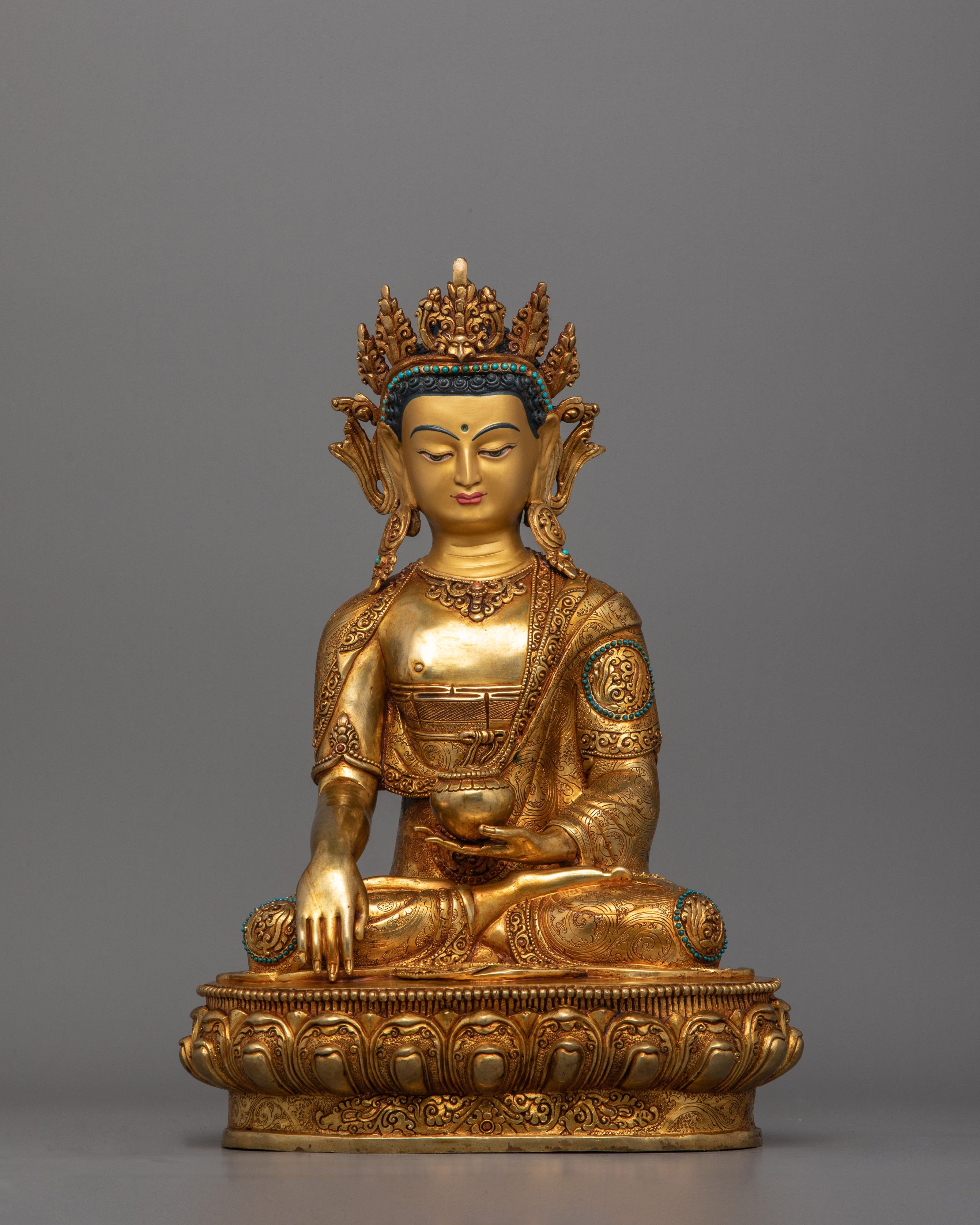 crown-enlightened-shakyamuni-buddha