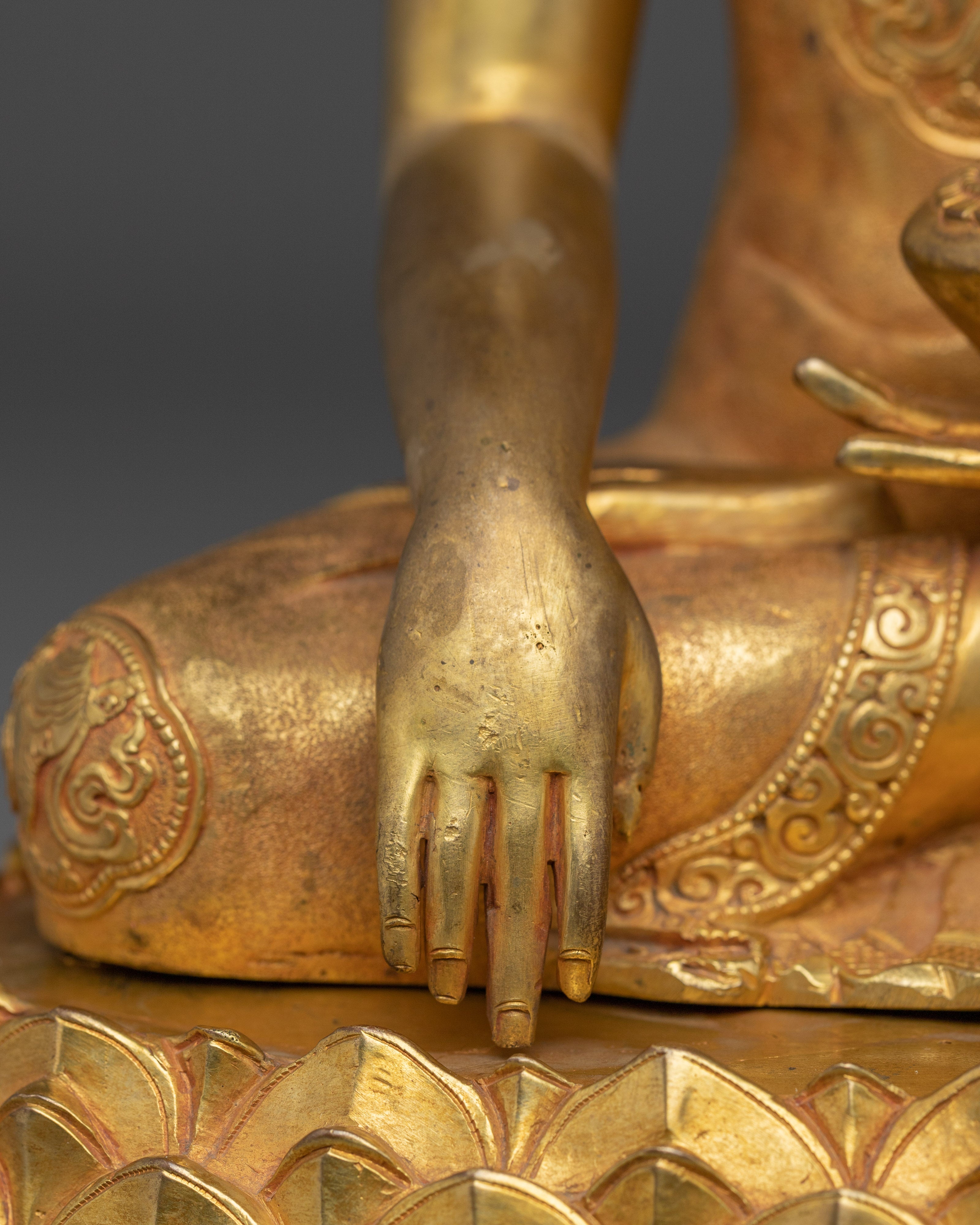 Statue of Crown Shakyamuni Buddha | Historical Buddha