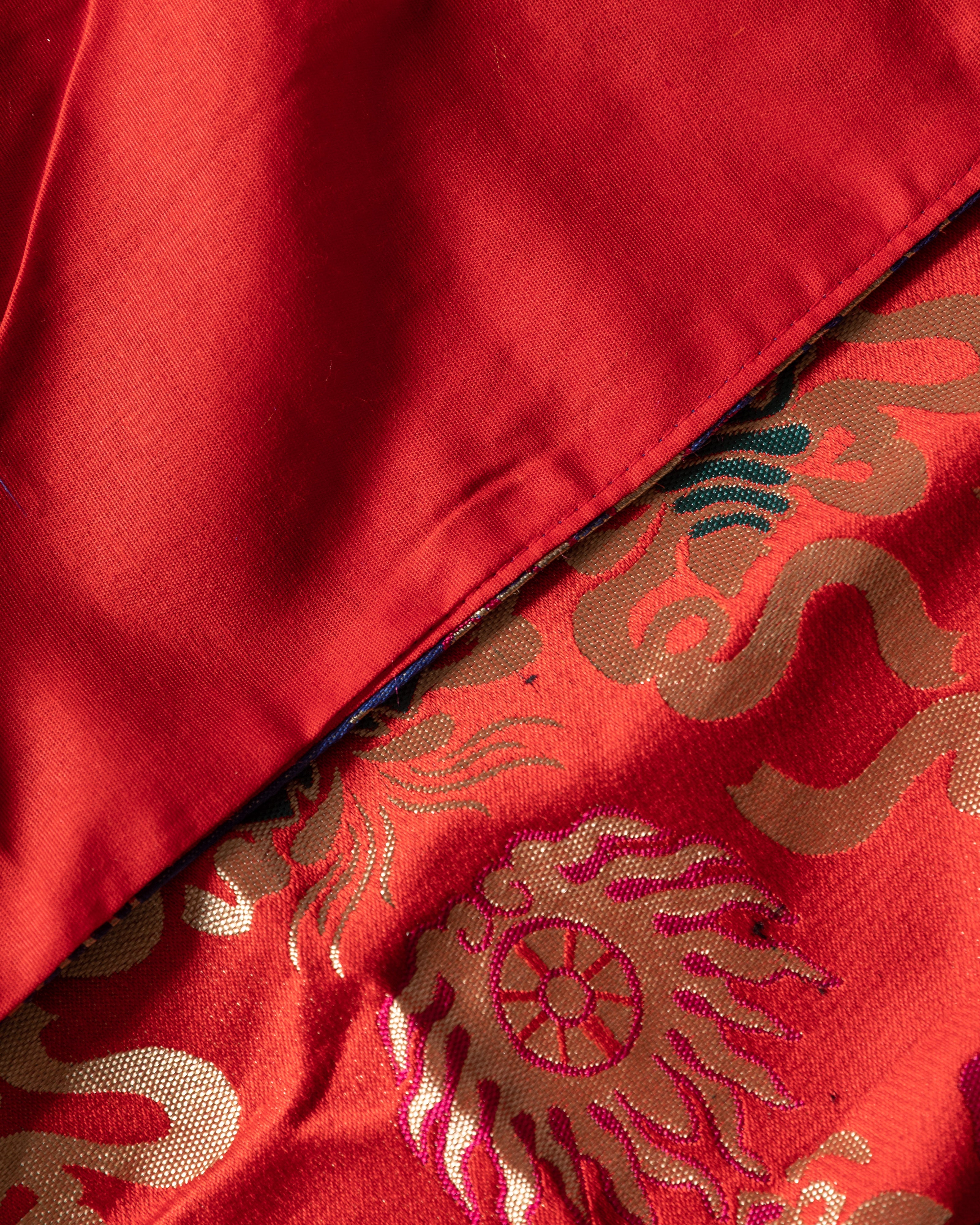 Silk Table Cover for Home | Cover for Home Elegance