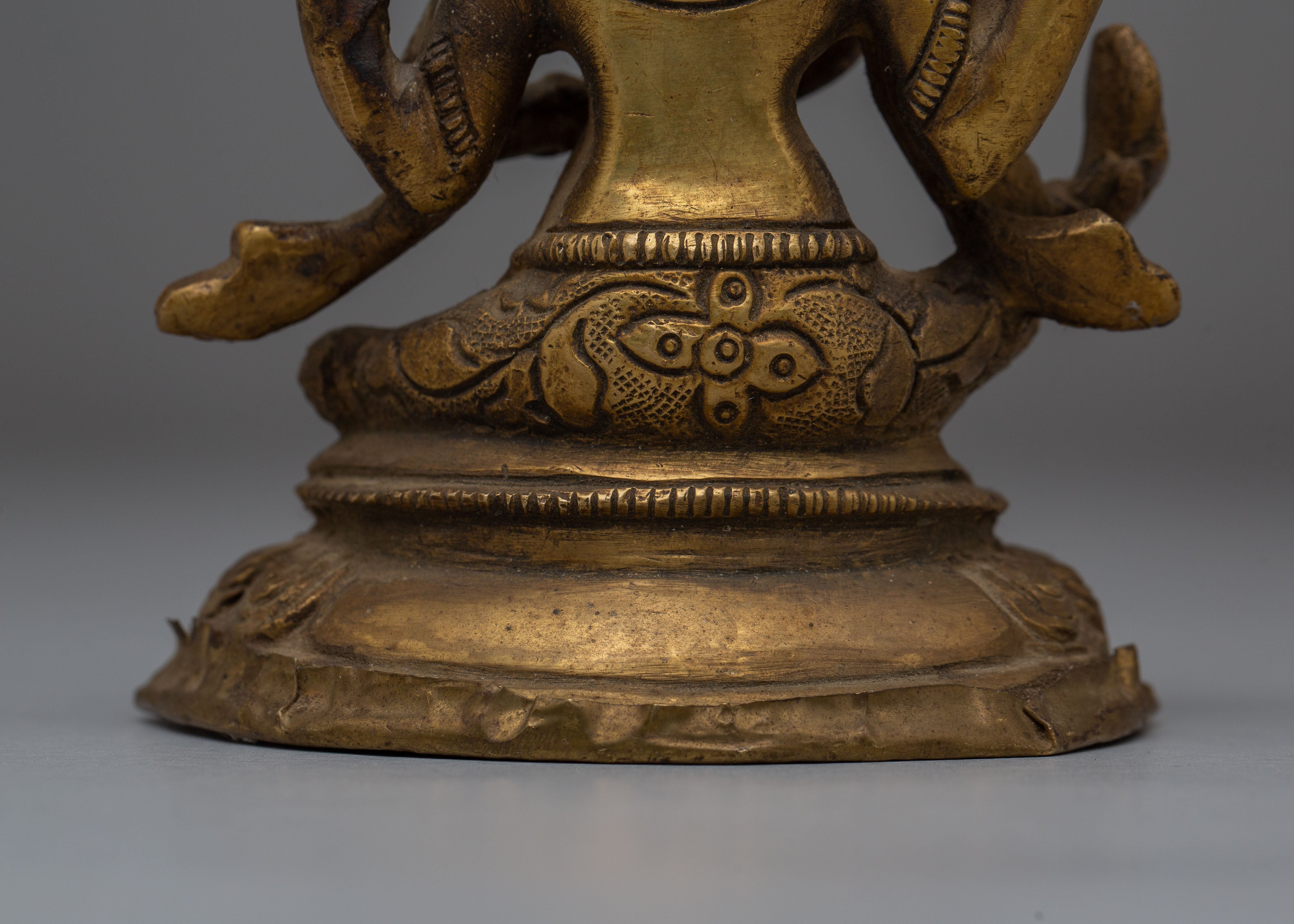 Handmade Hindu Deity Ganesha Brass Statue | Hindu God of Prosperity