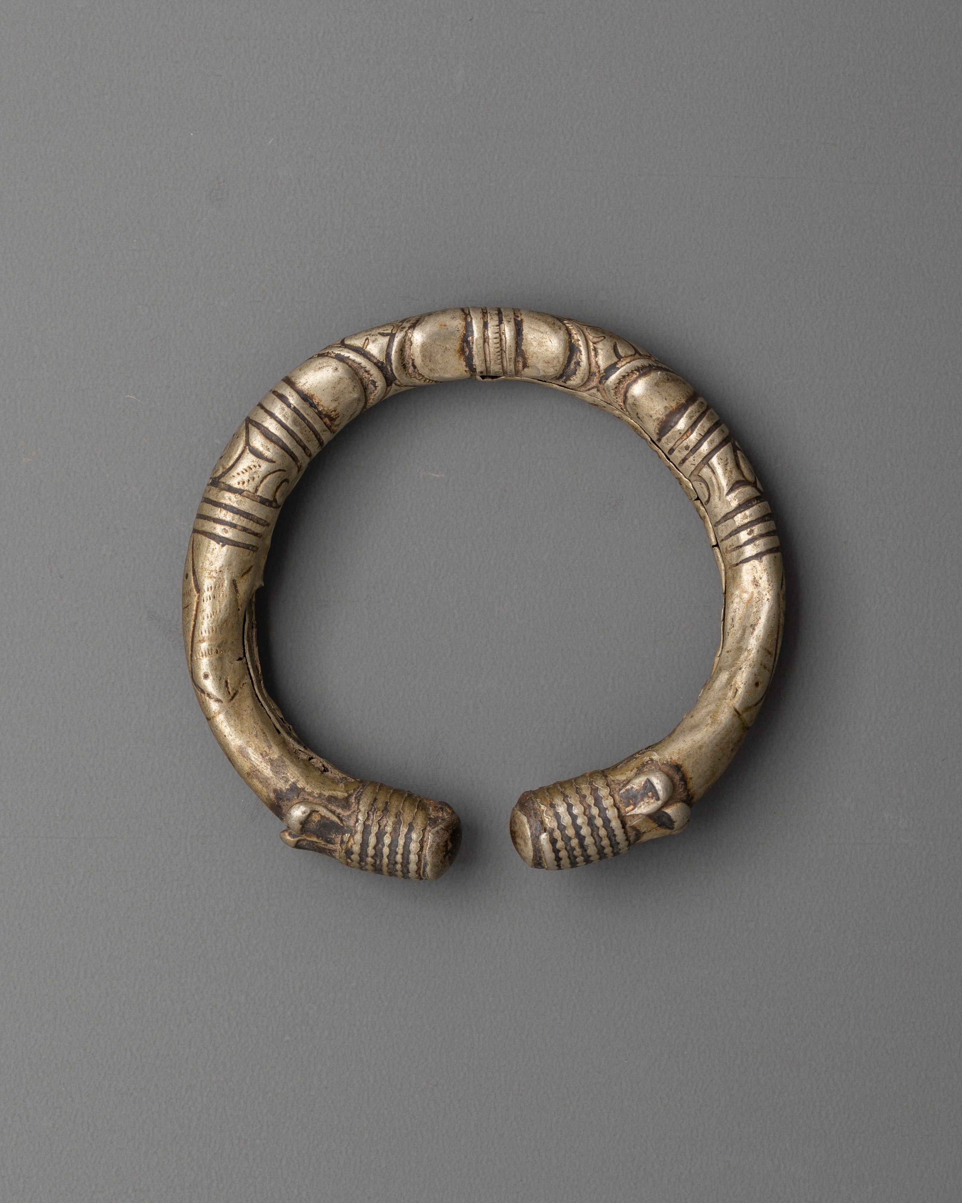 Silver Cuff Armlet Tribal Bracelet |  Beautiful Hand Work Bangle