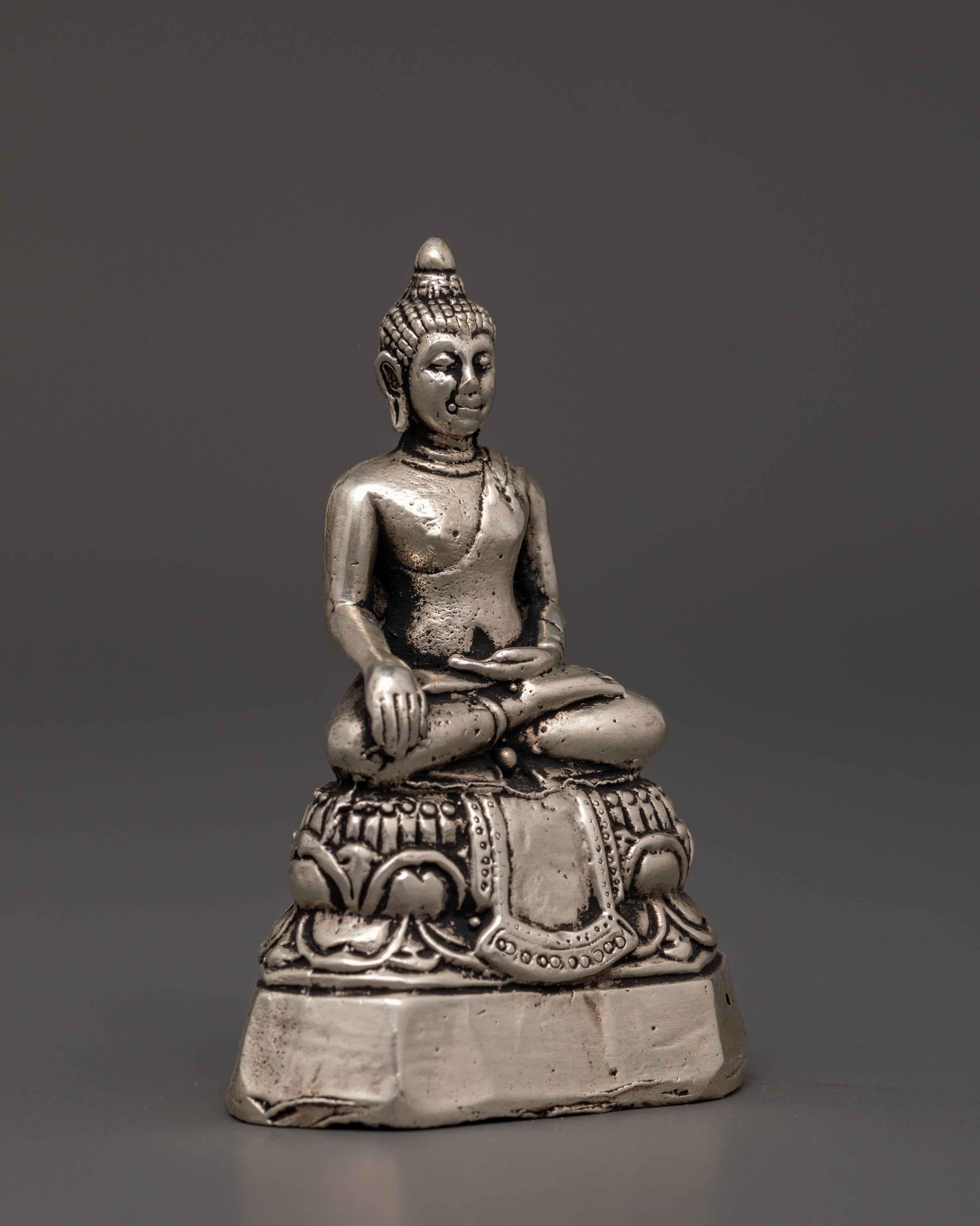 Shakyamuni Buddha for Meditation Altar | Small Buddhist Sculpture