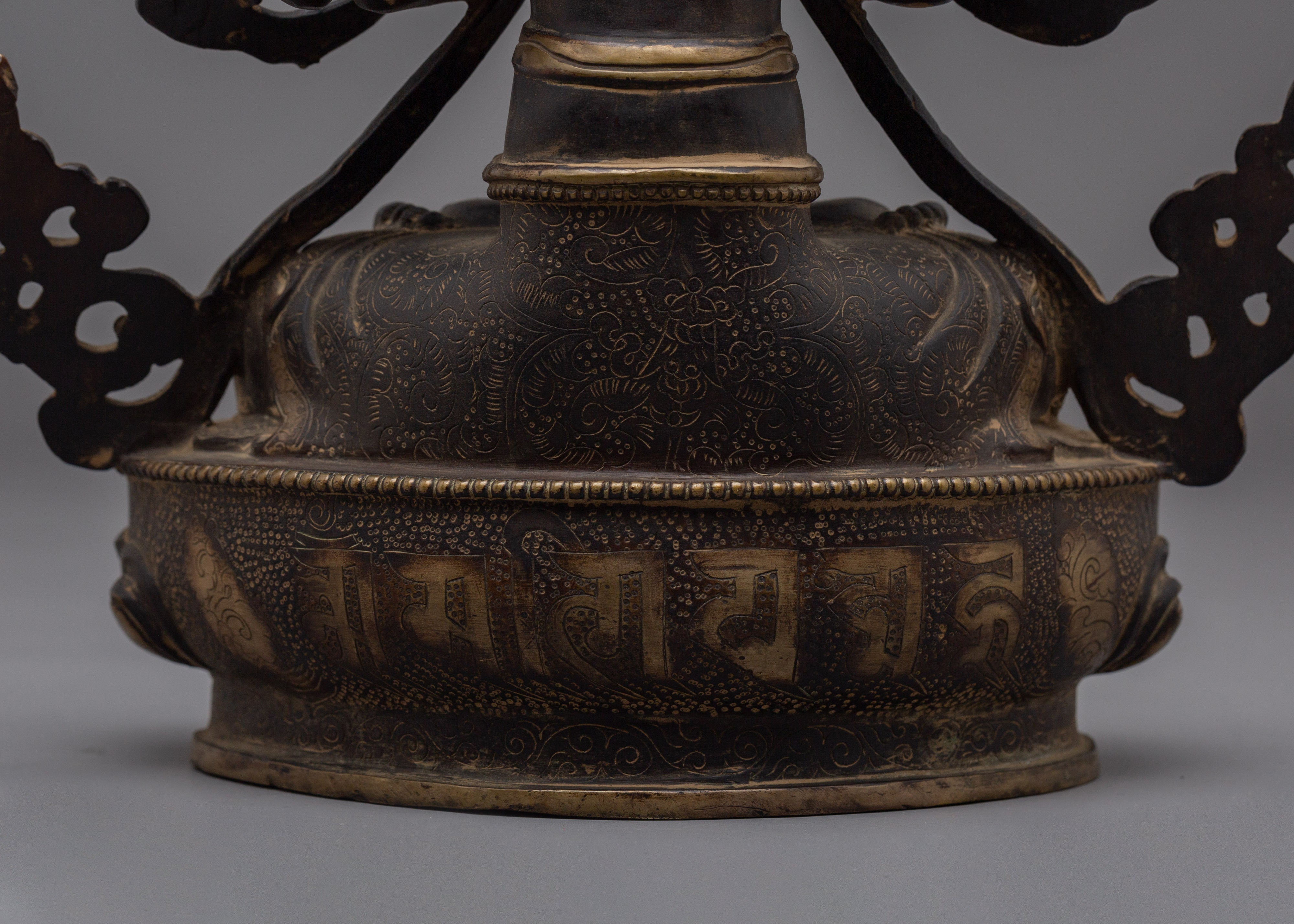 Avalokiteshvara Chenrezig |Black Oxidized Copper