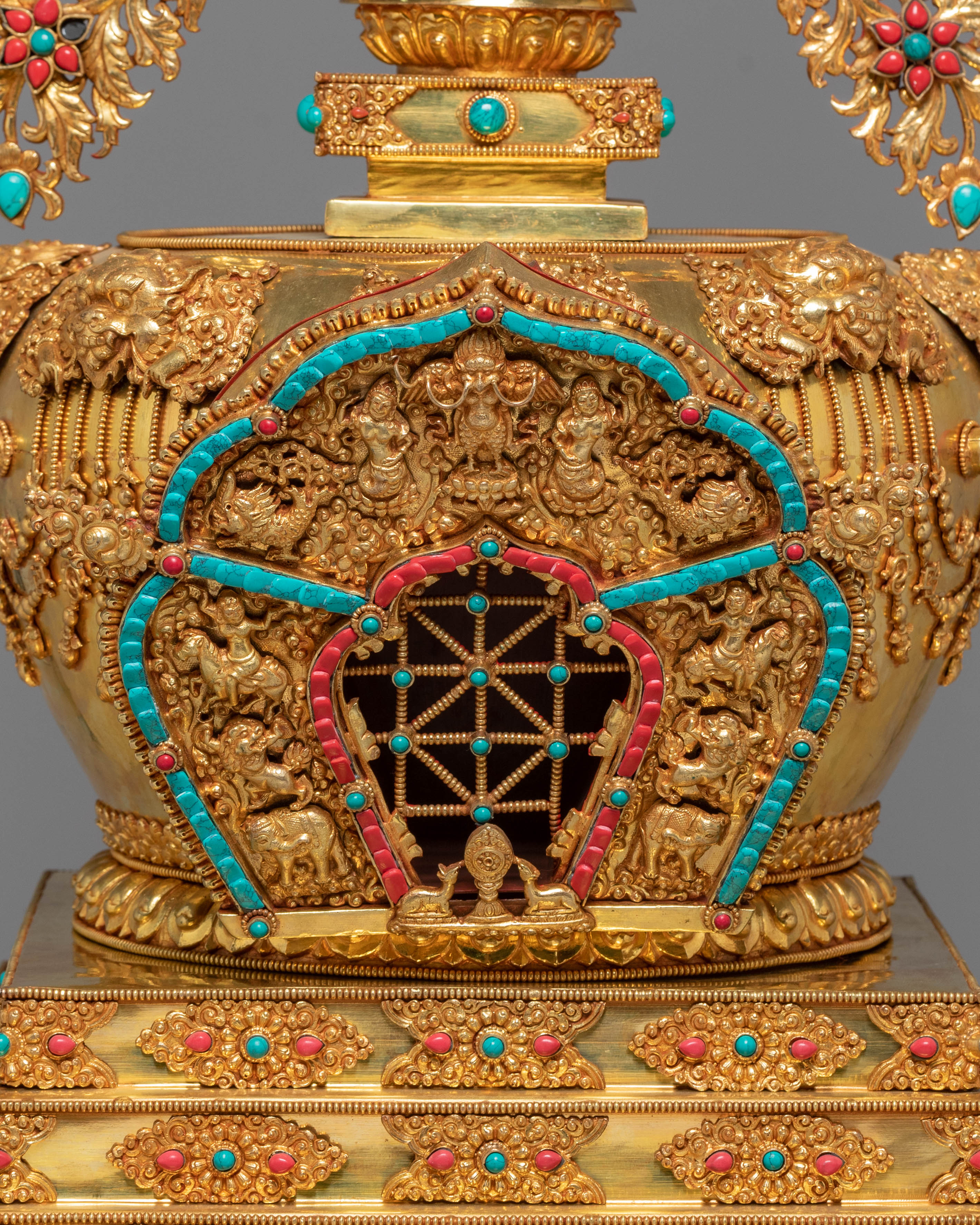 Gold Plated Tibetan Sacred Stupa | Exquisite Buddhist Stupa Sculpture