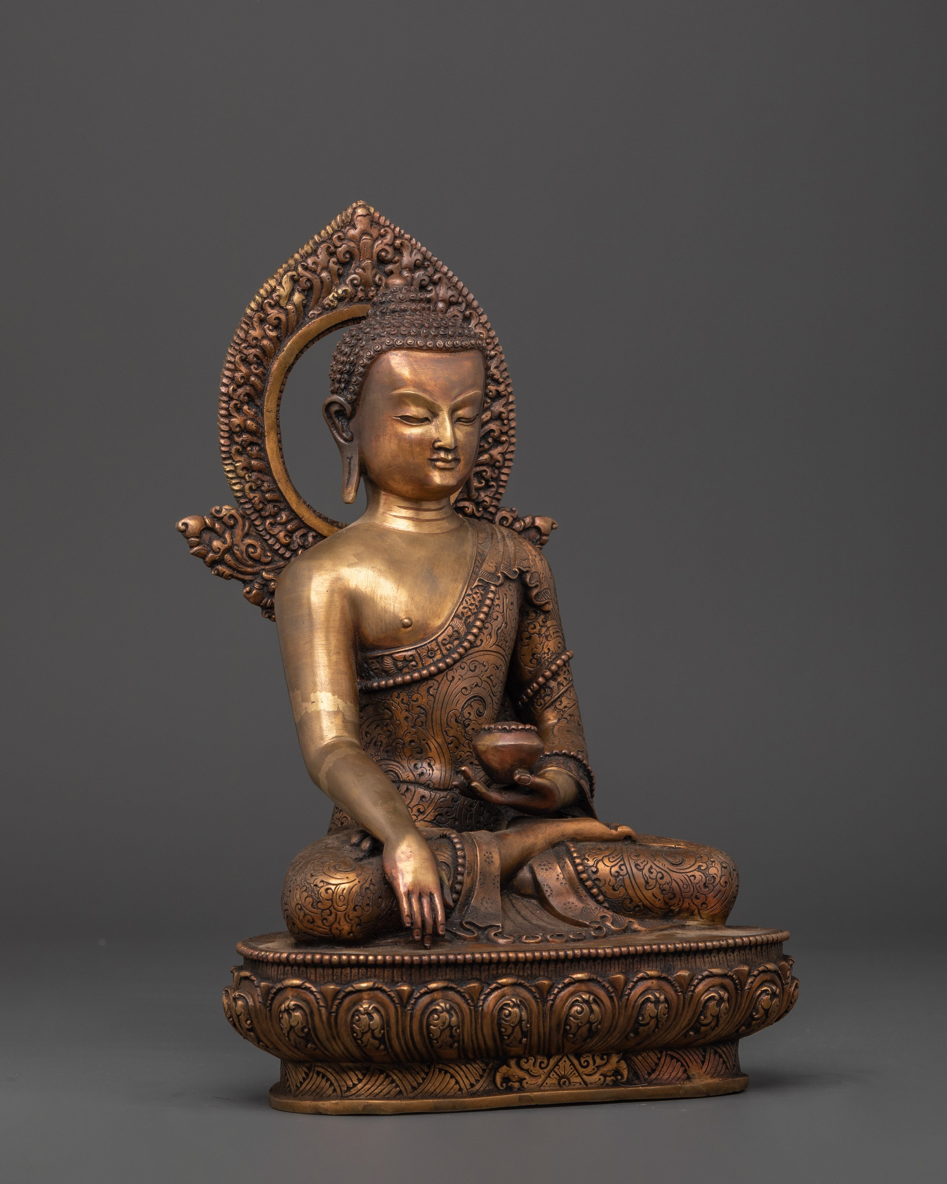 Traditional Gautama Buddha Statue | The Sage of Shakyas