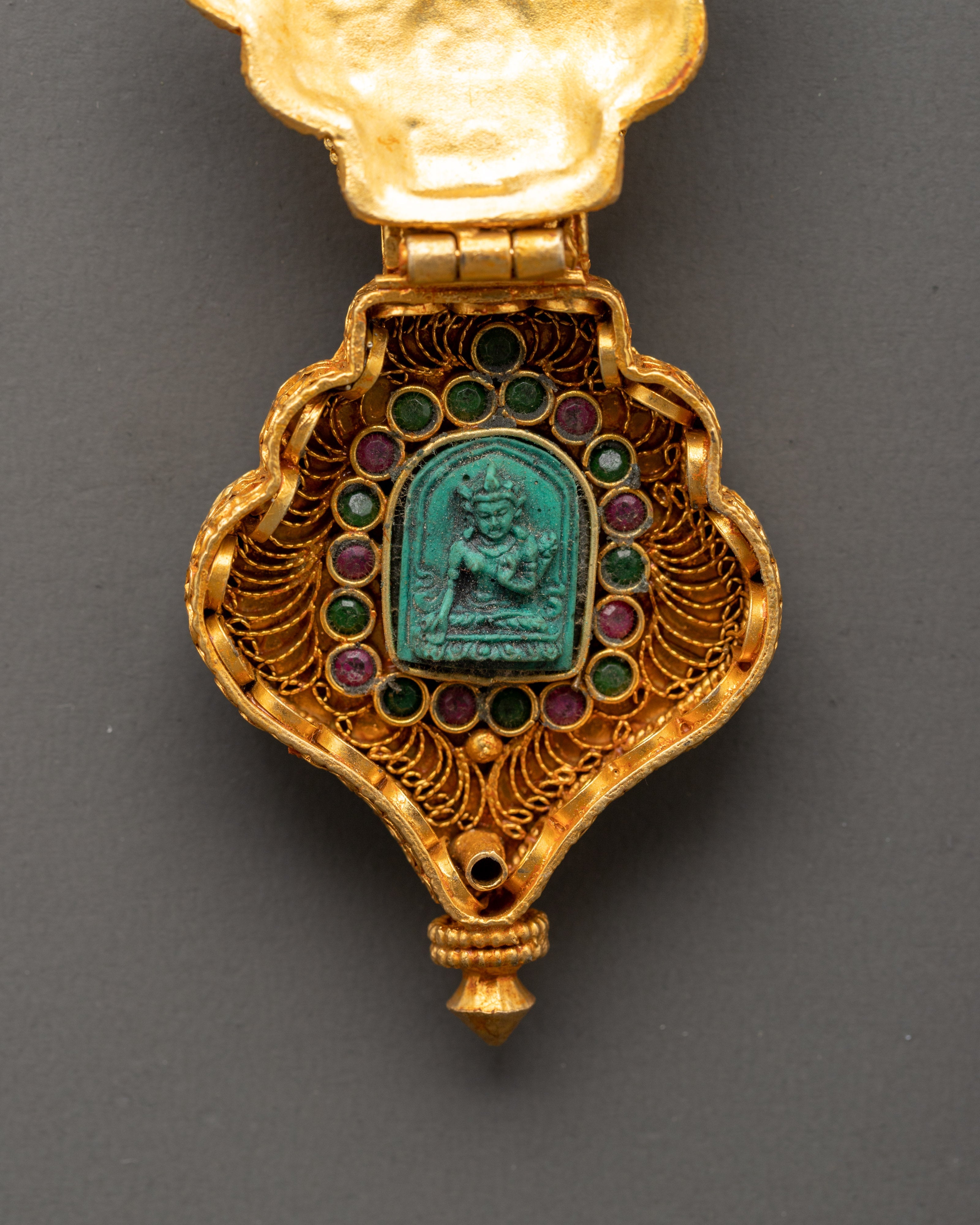 Ghau Box Locket with Buddhist Deity | Sacred Symbol of Spirituality